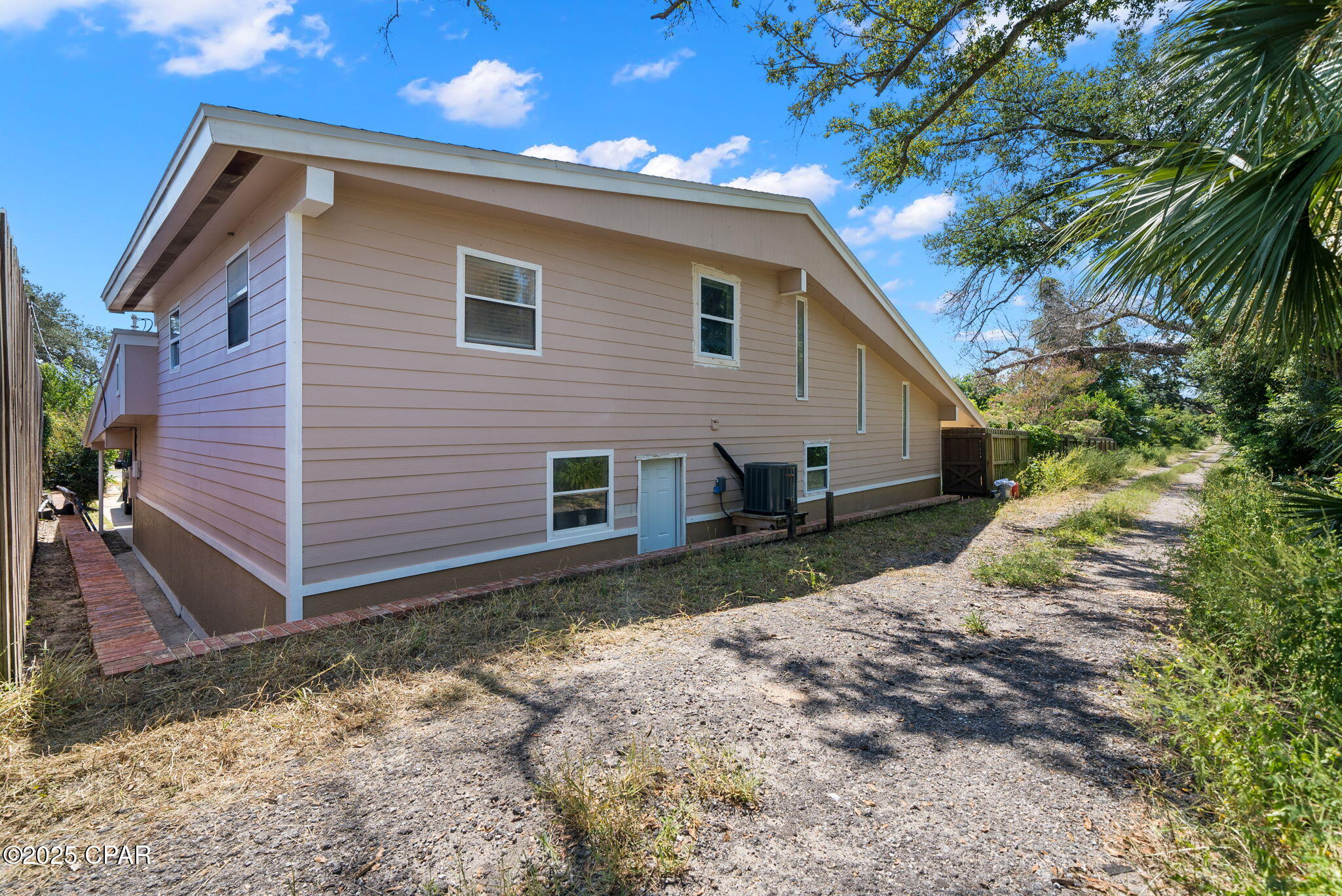 Image 52 For 1016 12th Street