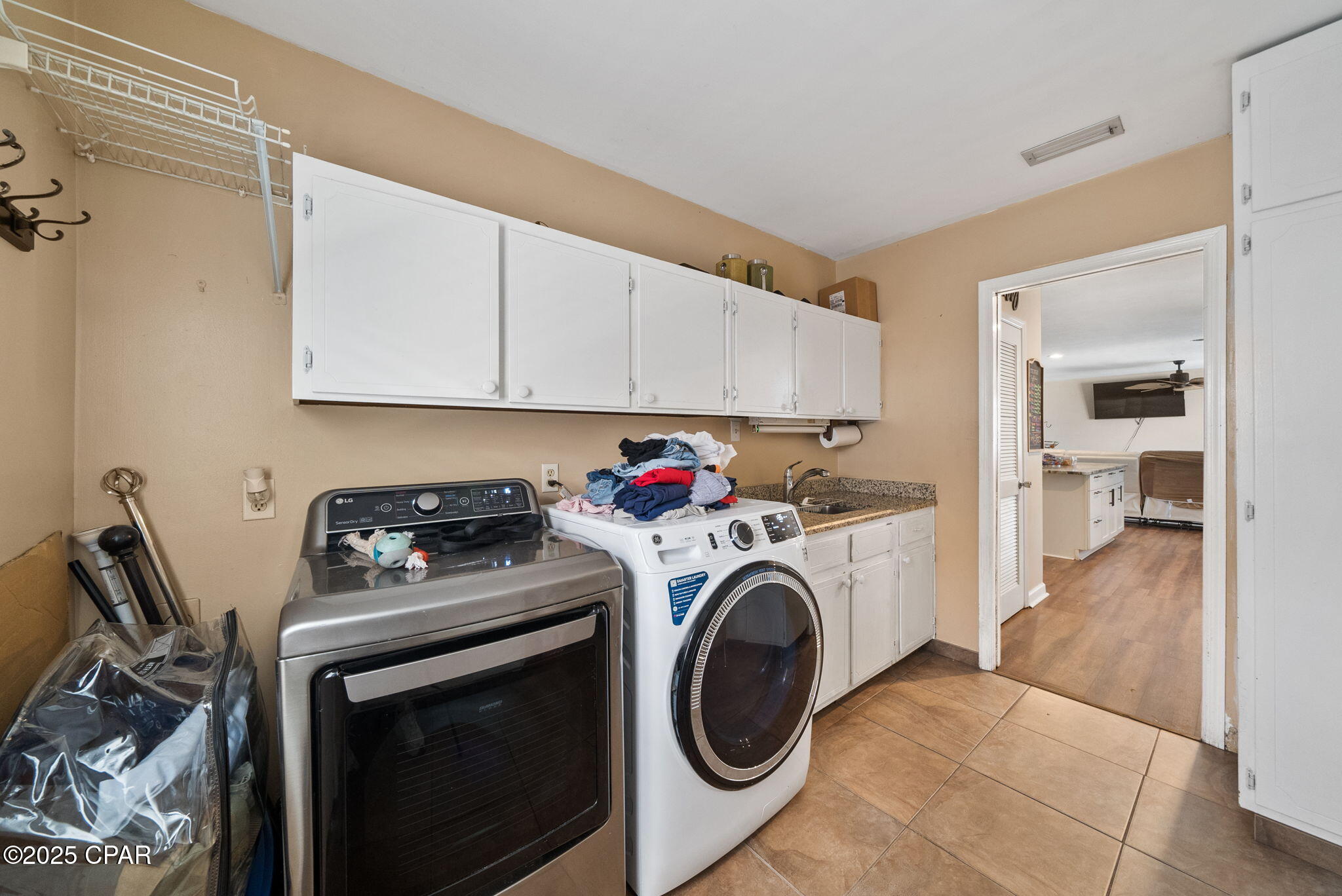 Image 57 For 1016 12th Street