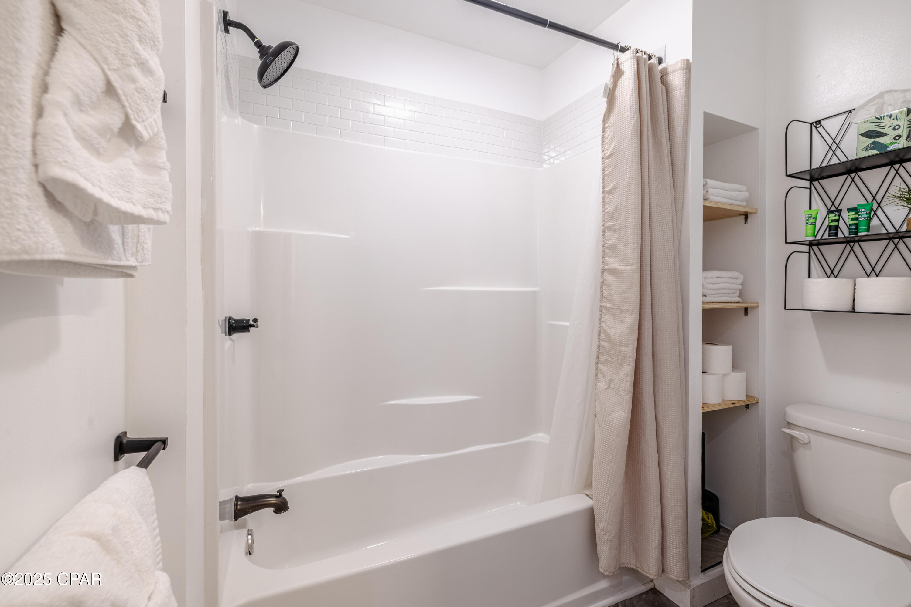 Image 11 For 1207 Buena Vista Boulevard