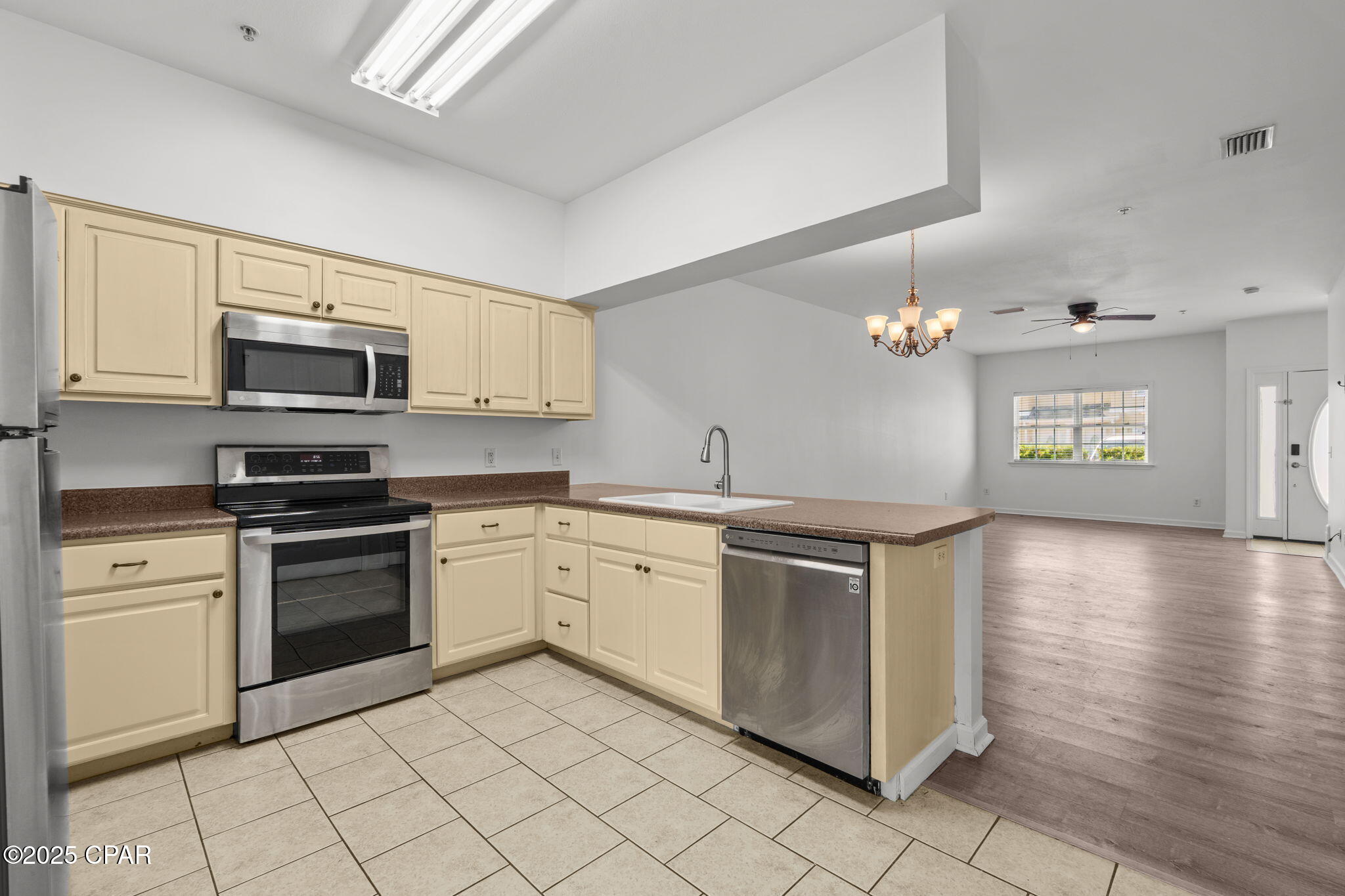 Image 12 For 8204 Annabellas Lane