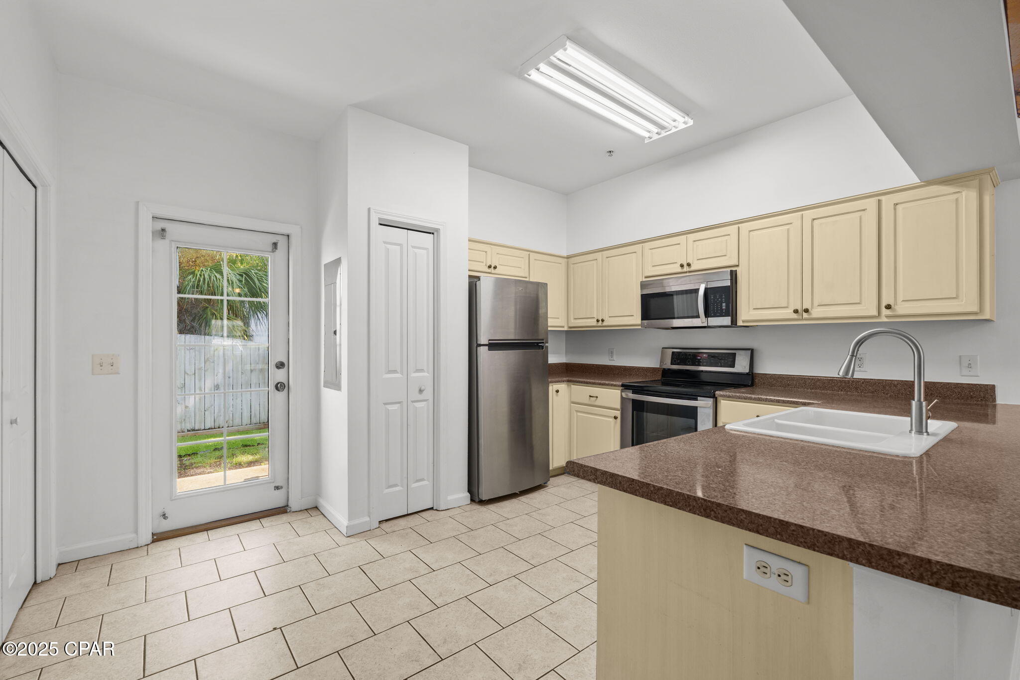 Image 12 For 8204 Annabellas Lane