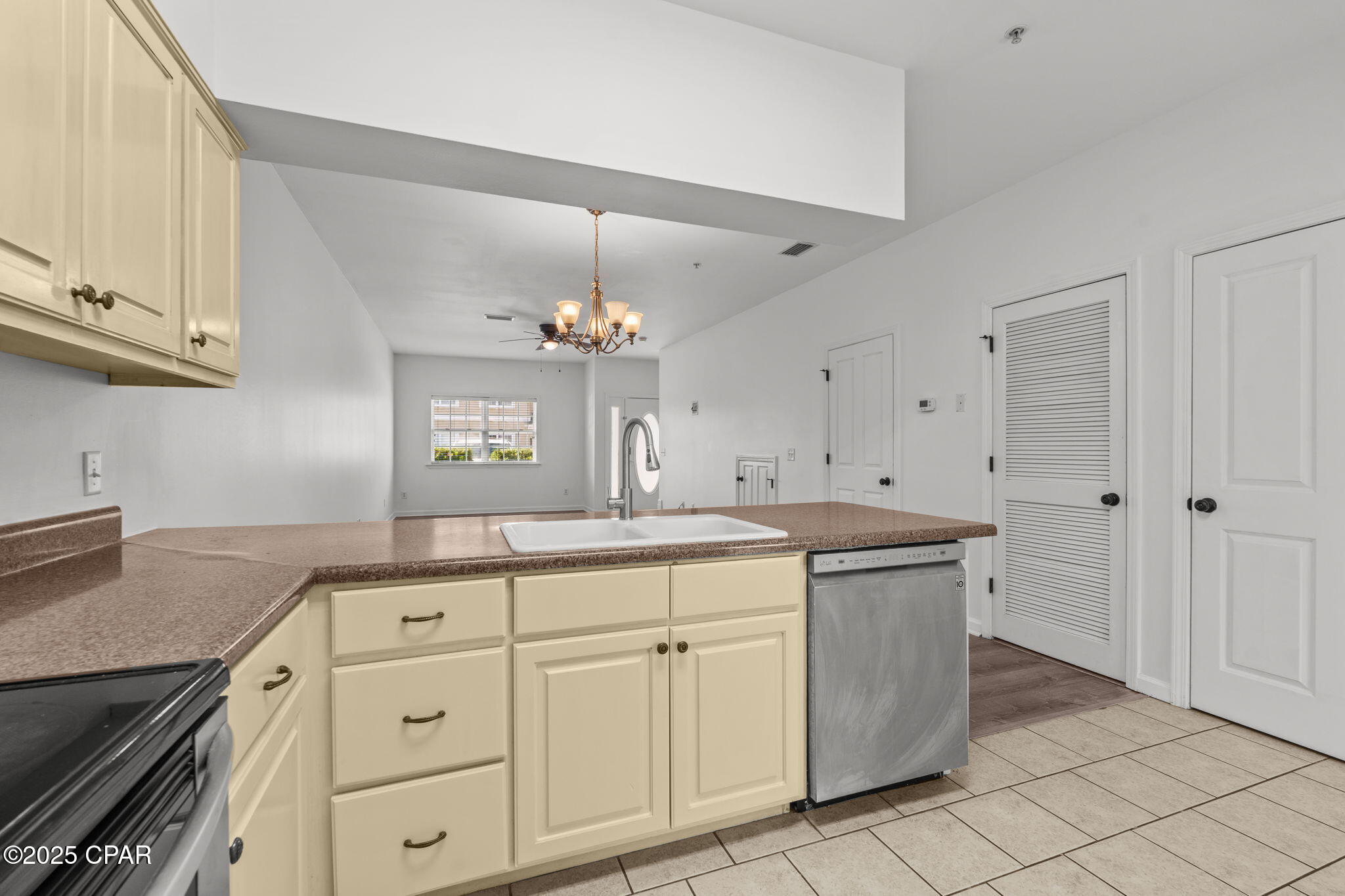 Image 15 For 8204 Annabellas Lane