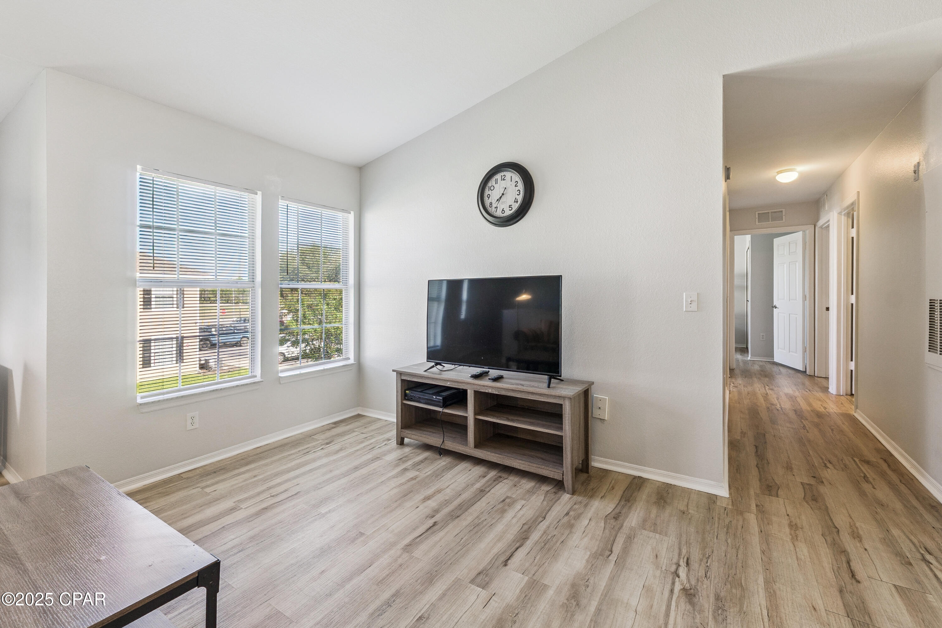 Image 4 For 1408 Lighthouse Road