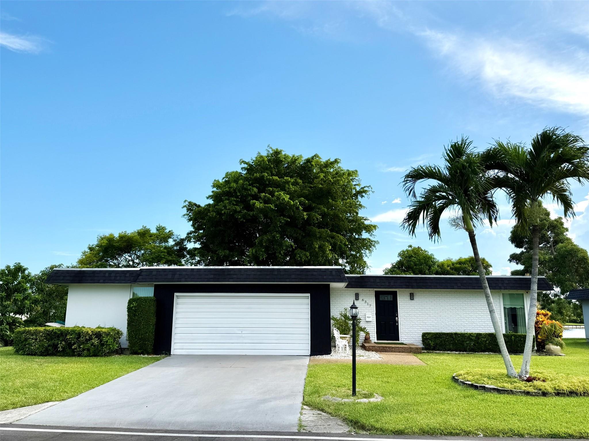 Homes for sale in Tamarac, FL | 6317 Brookwood Blvd, Tamarac, FL 33321 | MLS# F10526296