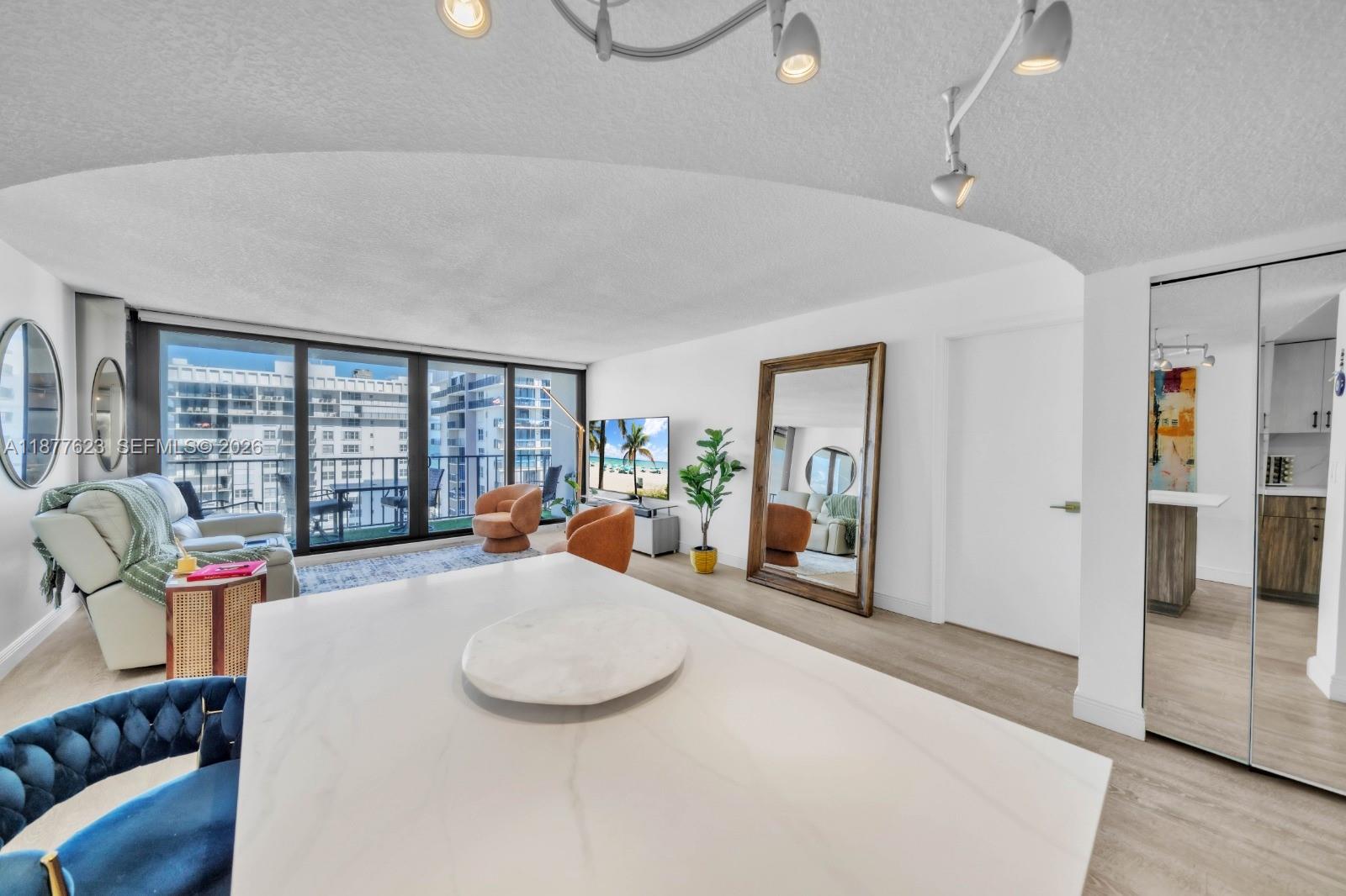 2401 Ocean Dr Unit 2504, Hollywood, Florida 33019