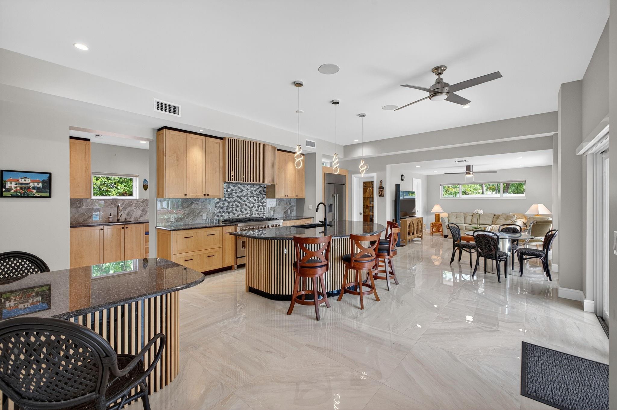 Homes for sale in Fort Lauderdale, FL | 2024 Harbourview Dr, Fort Lauderdale, FL 33316 | MLS# F10526130