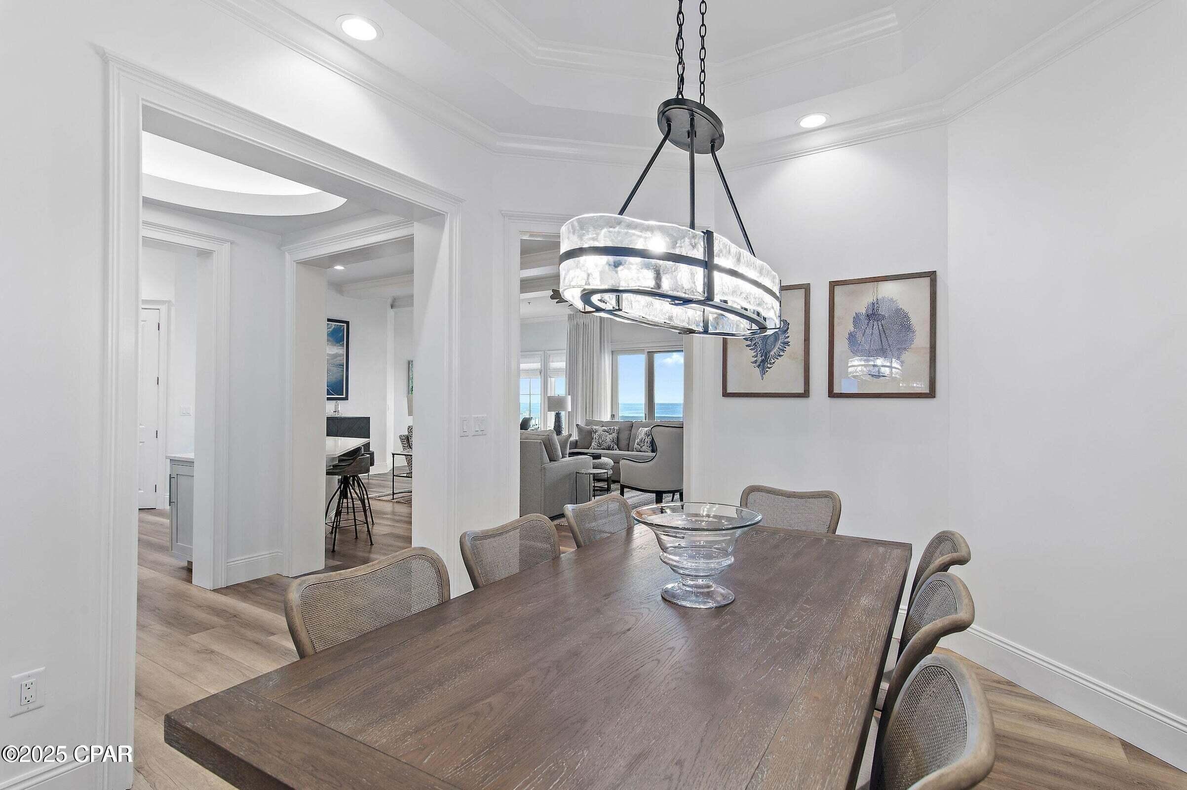 Listing photo id 10 for 116 Carillon Market Street 701