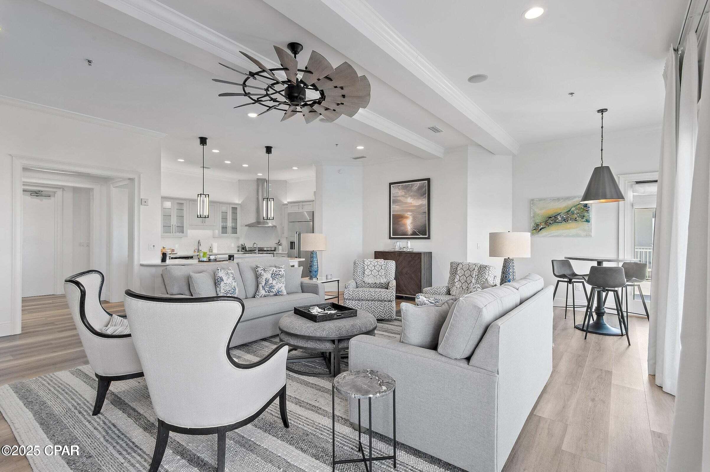 Listing photo id 13 for 116 Carillon Market Street 701