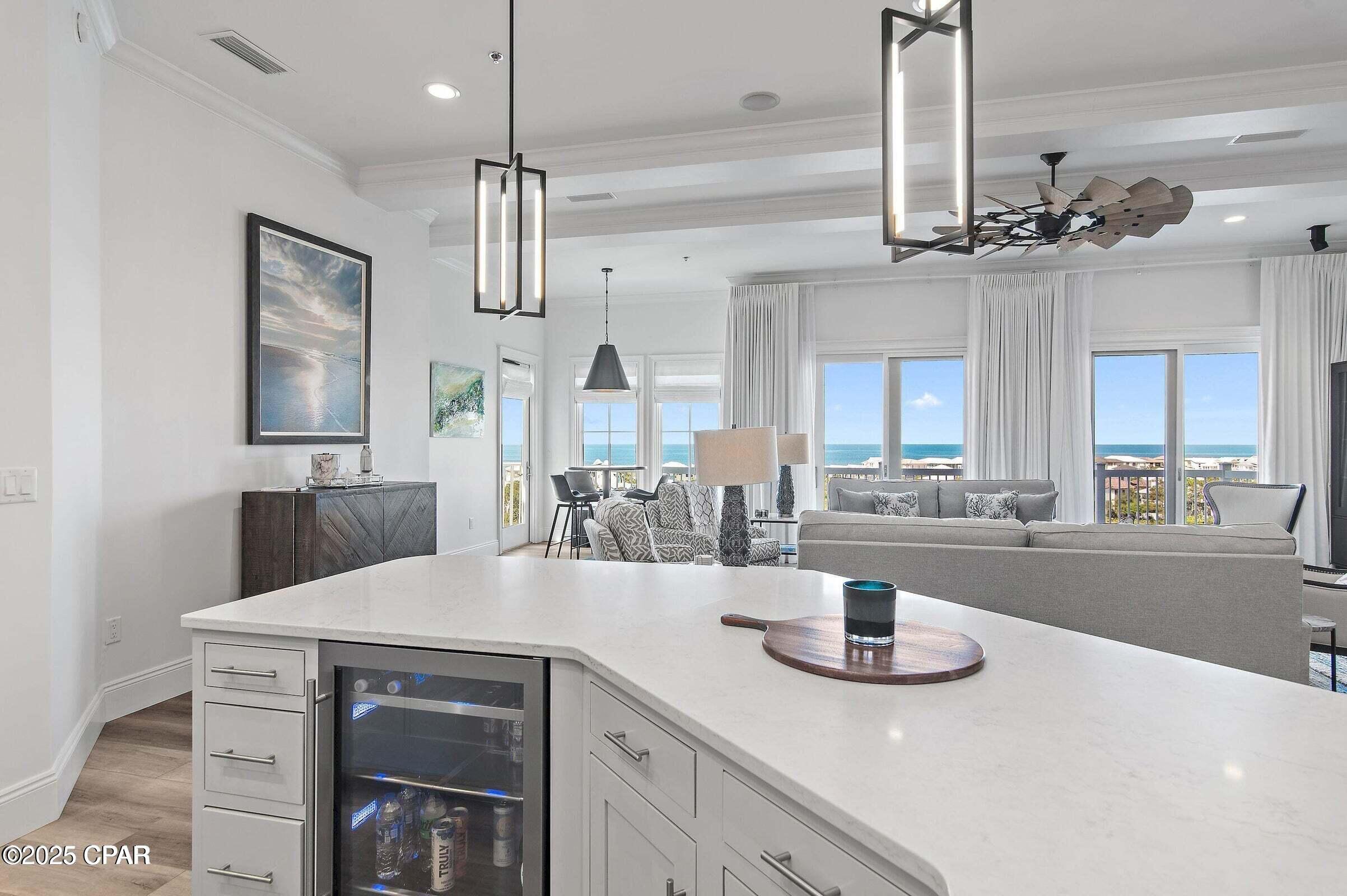 Listing photo id 17 for 116 Carillon Market Street 701