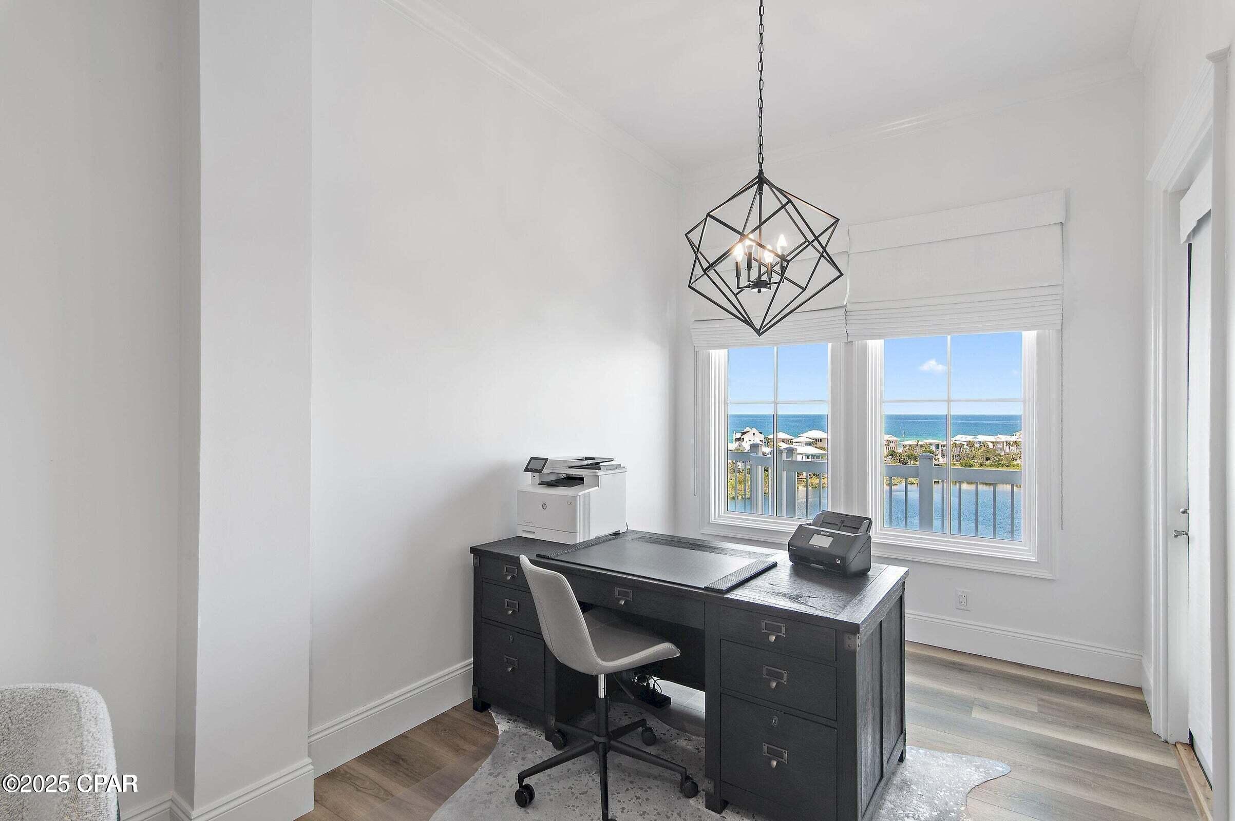 Listing photo id 20 for 116 Carillon Market Street 701