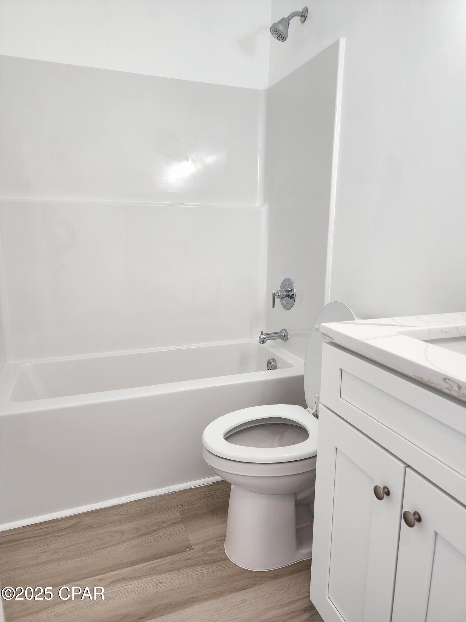 Image 18 For 300 Penny Court