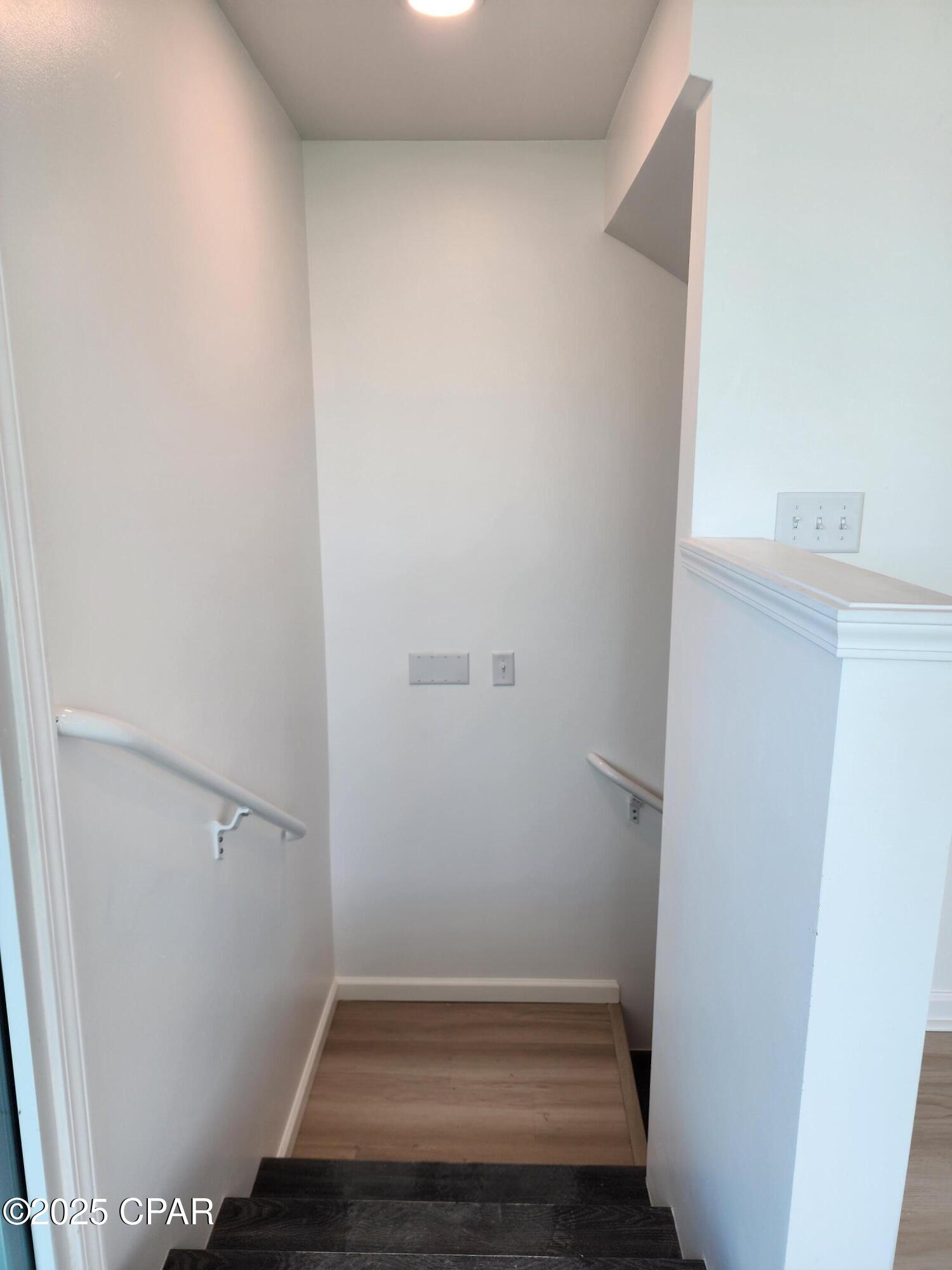 Image 26 For 300 Penny Court