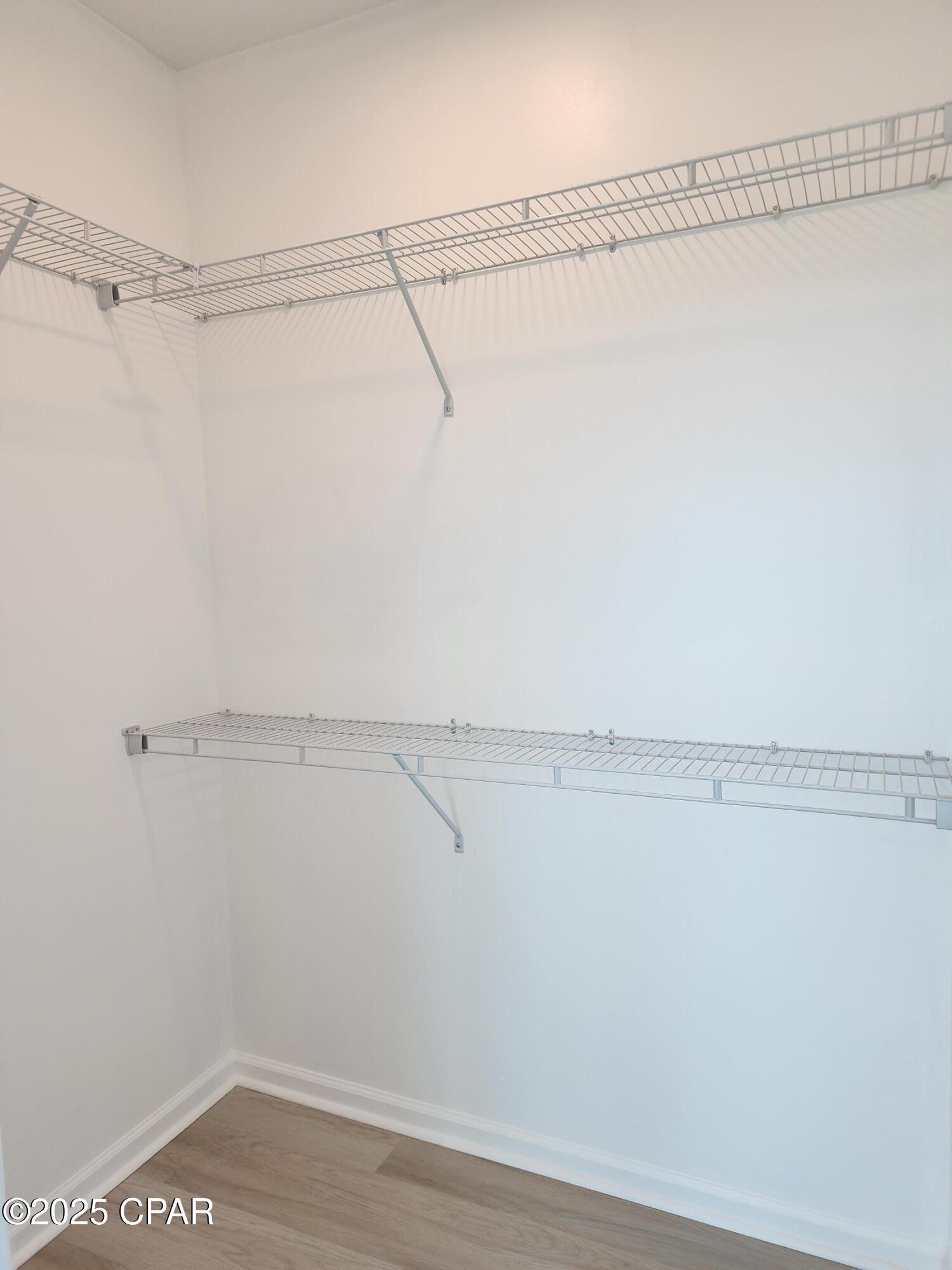 Image 33 For 300 Penny Court