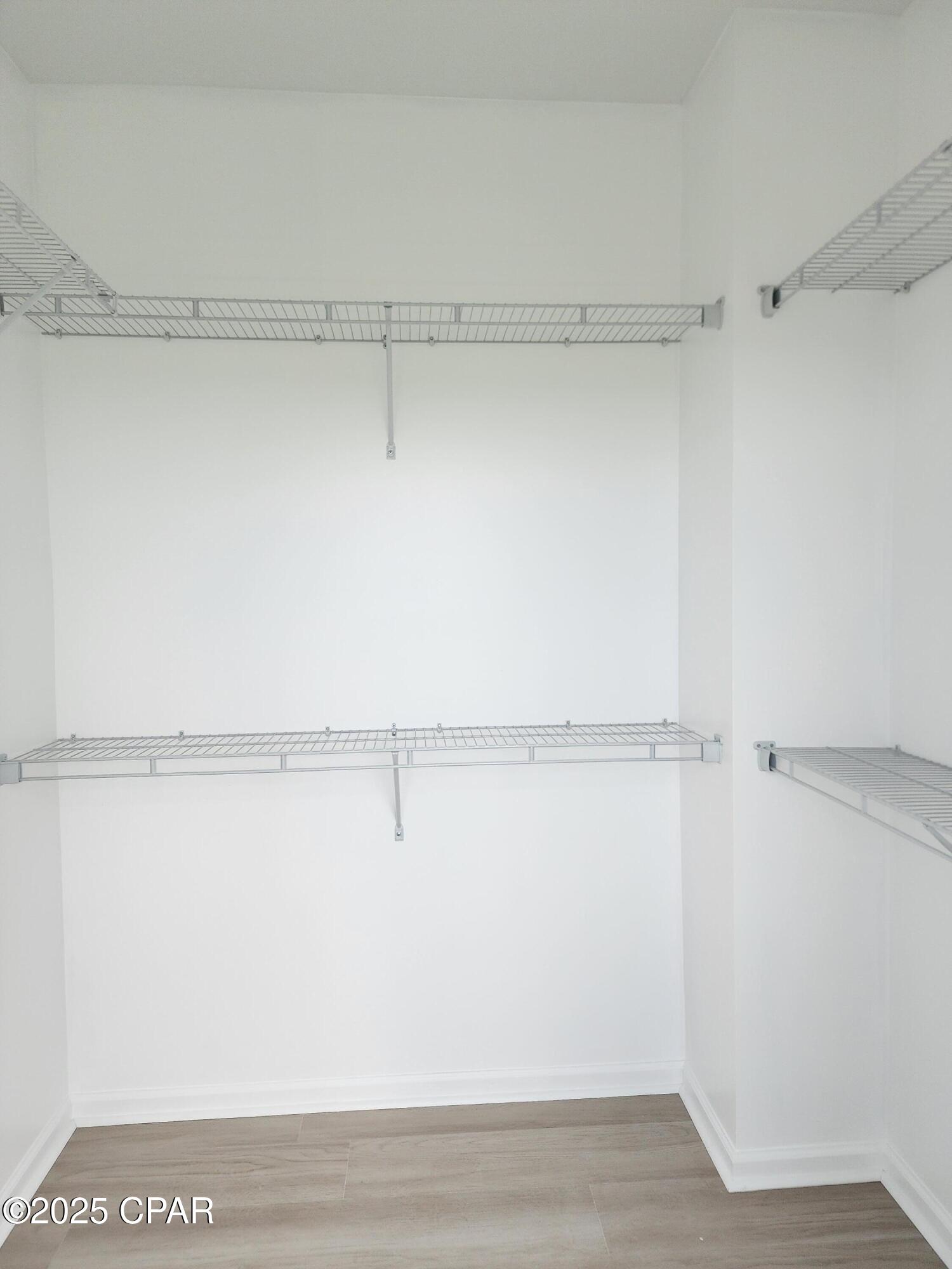 Image 34 For 300 Penny Court