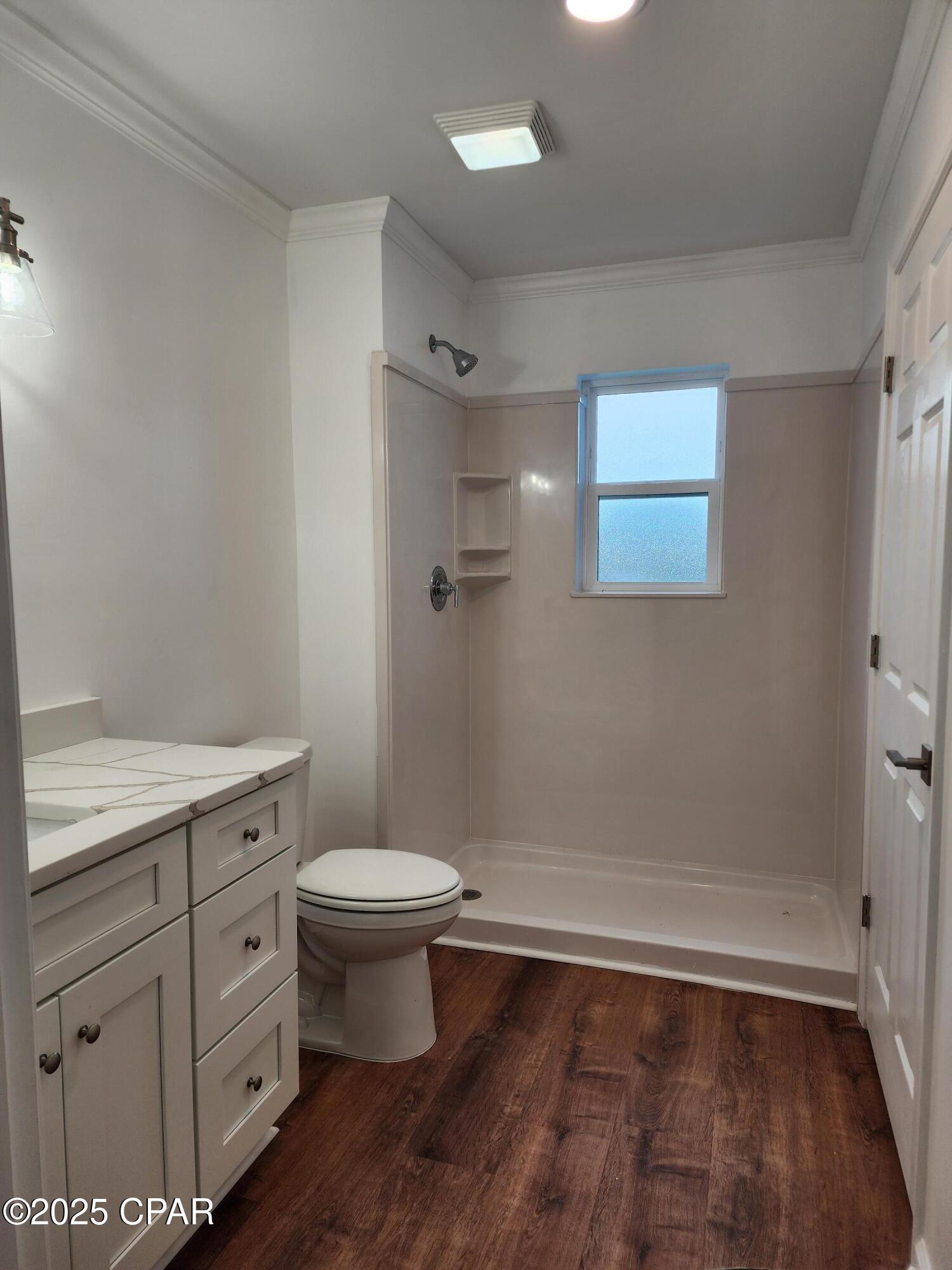 Image 40 For 300 Penny Court