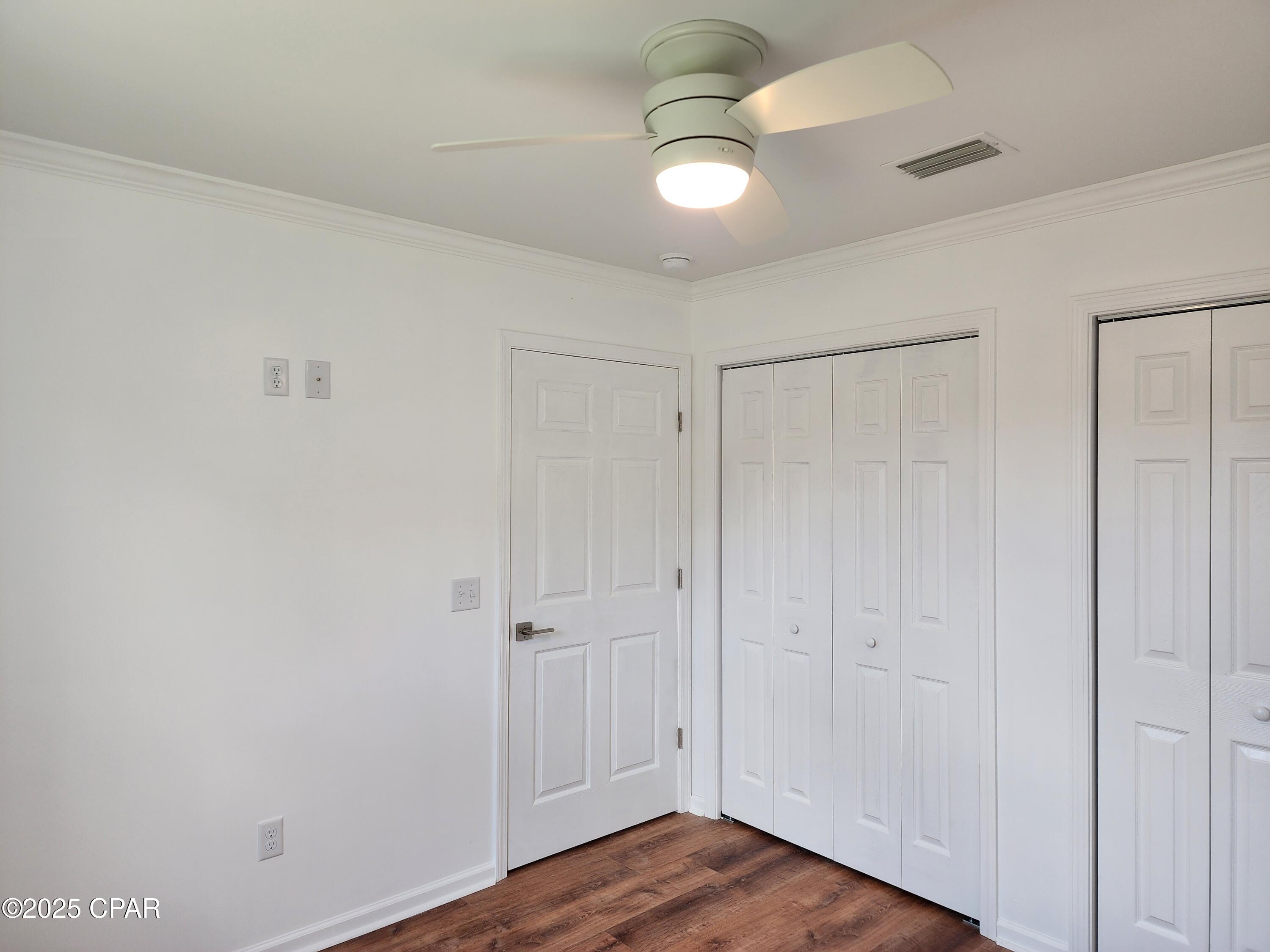 Image 41 For 300 Penny Court