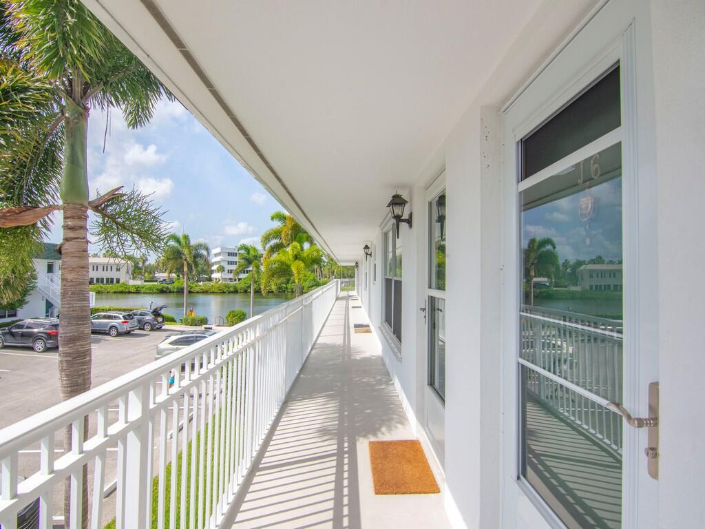 Vista Harbor Condo Bldgs