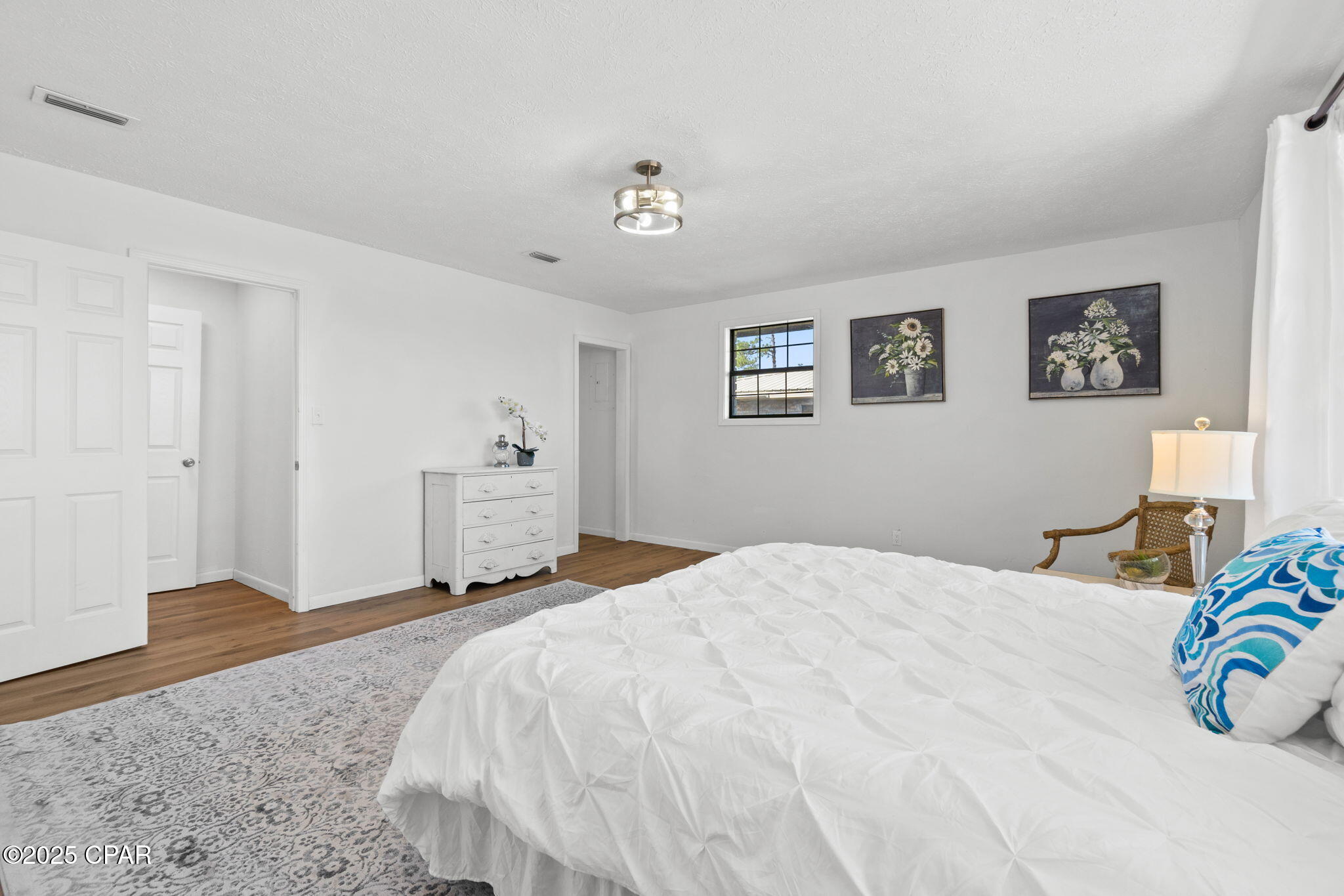 Image 25 For 2201 27th Street