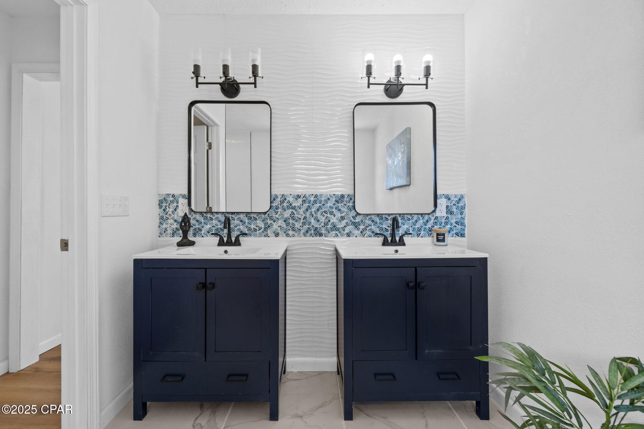 Image 29 For 2201 27th Street