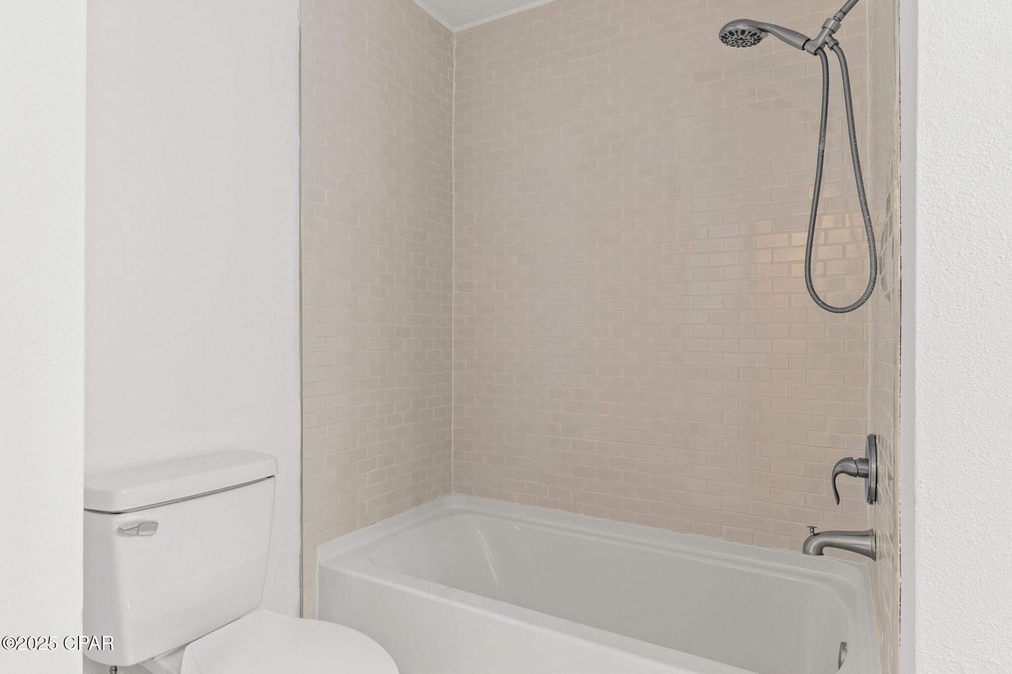 Image 39 For 2201 27th Street