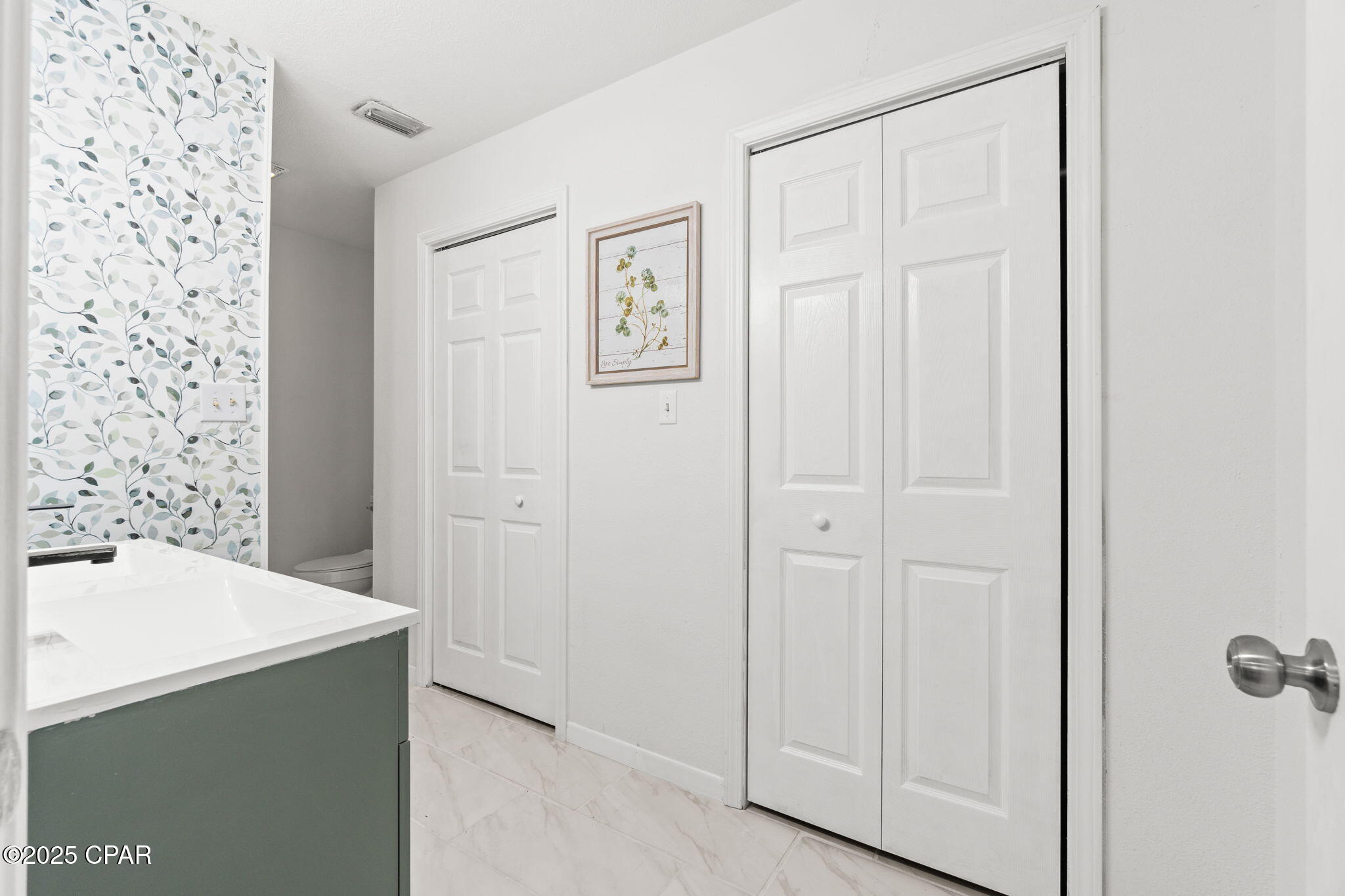 Image 47 For 2201 27th Street