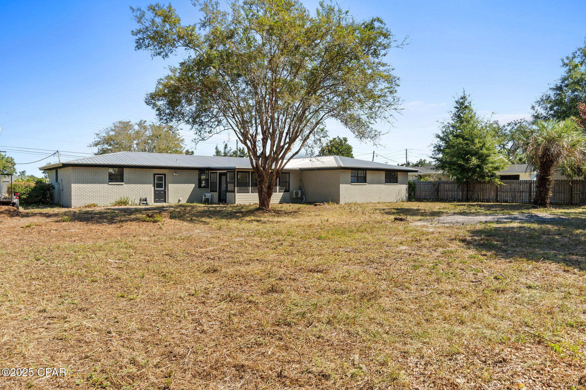 Image 62 For 2201 27th Street