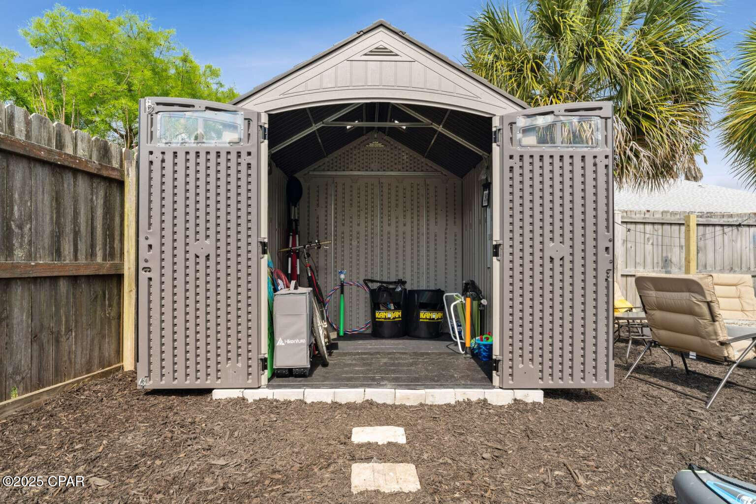 Image 37 For 423 Sea Breeze Drive