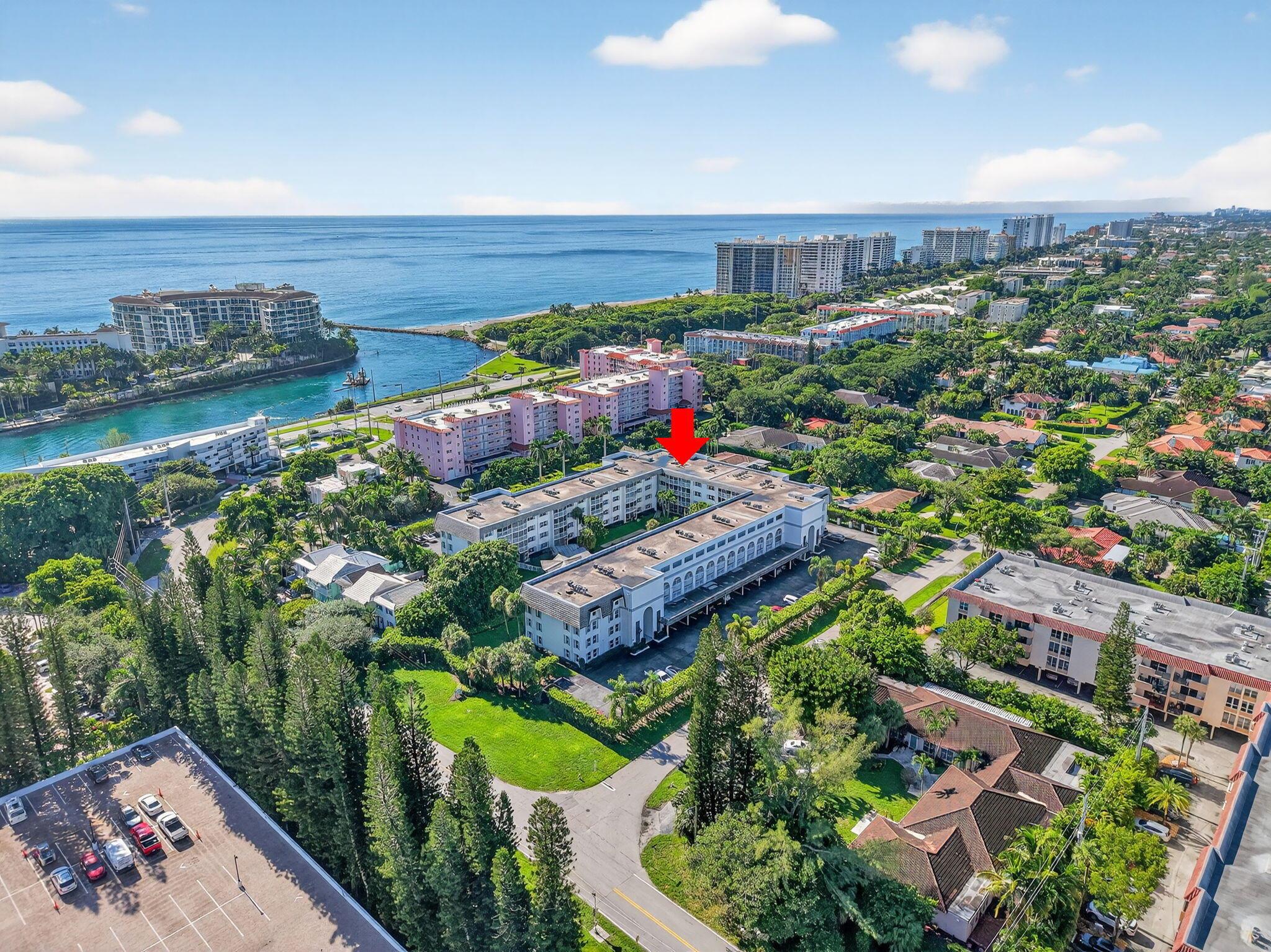 Atrium Condo S 1/2 Of Lt