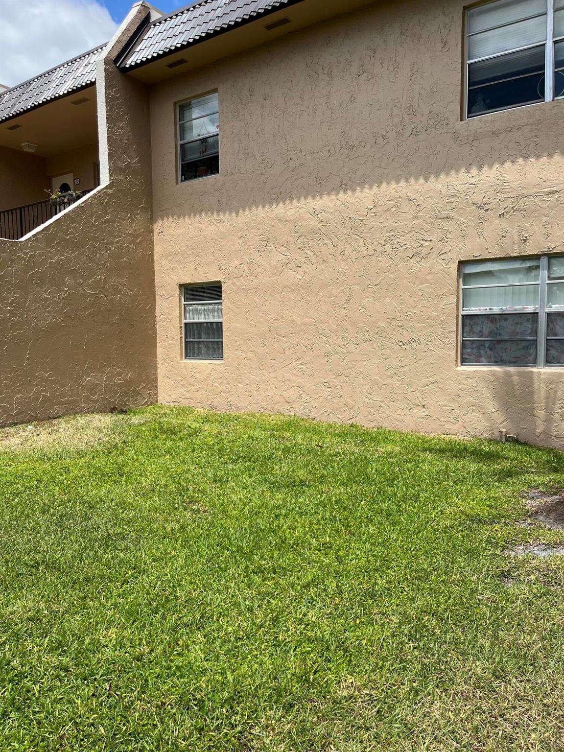 Homes for sale in West Palm Beach, FL | 100 Lake Meryl Dr #102, West Palm Beach, FL 33411 | MLS# R11123491