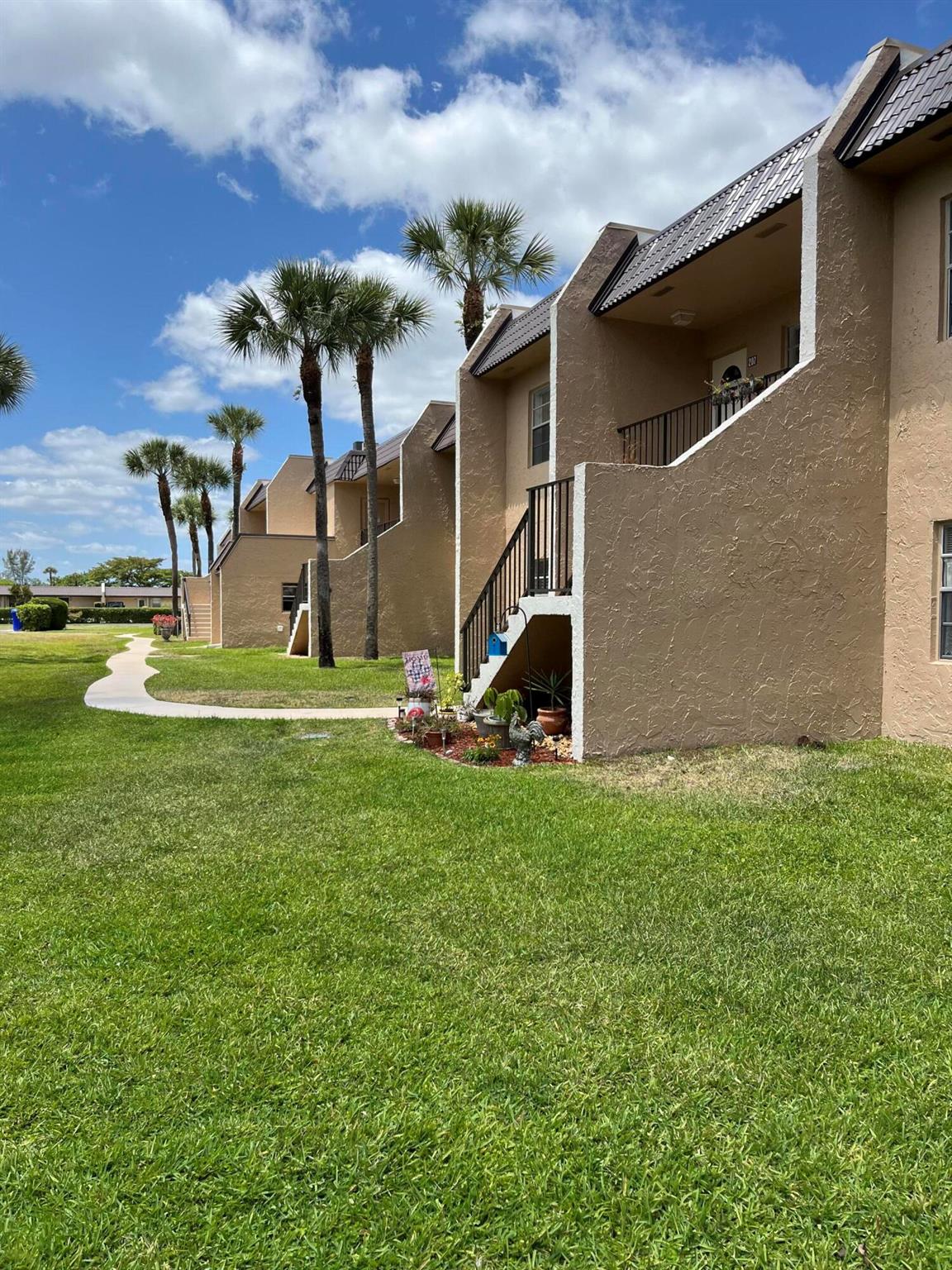 Homes for sale in West Palm Beach, FL | 100 Lake Meryl Dr #102, West Palm Beach, FL 33411 | MLS# R11123491