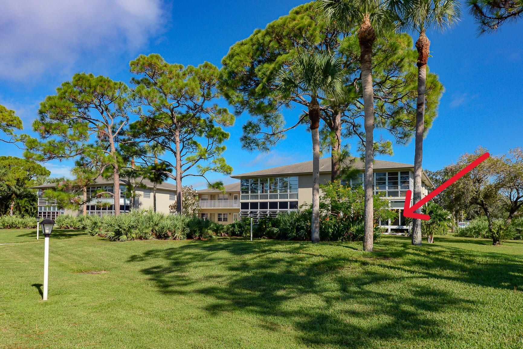 Vista St Lucie Buildings