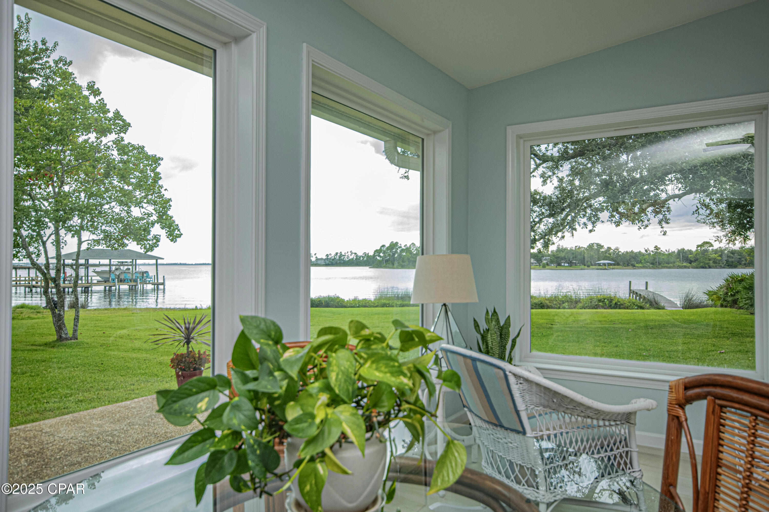 Listing photo id 29 for 808 Plantation Drive