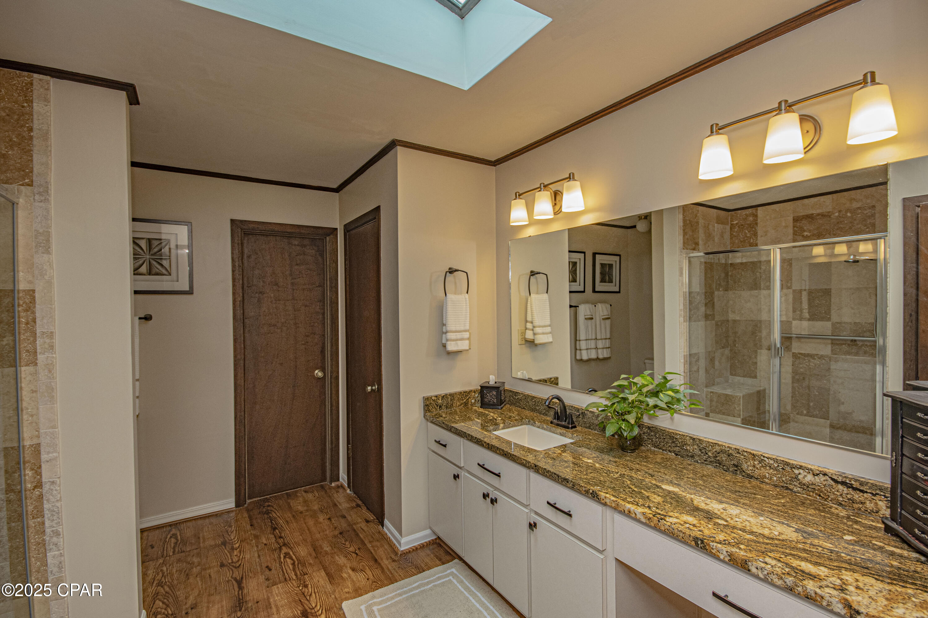 Listing photo id 42 for 808 Plantation Drive