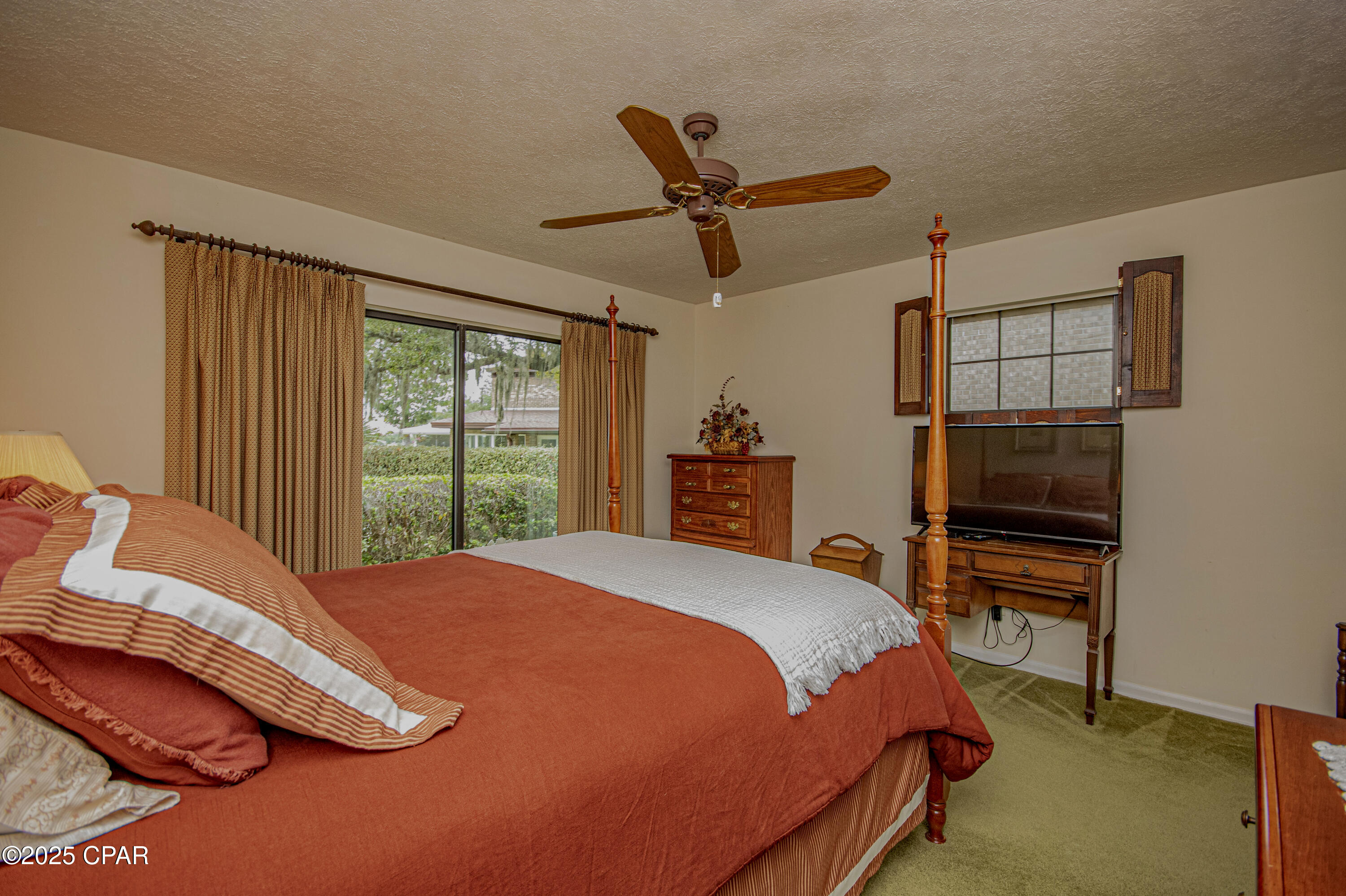 Listing photo id 48 for 808 Plantation Drive