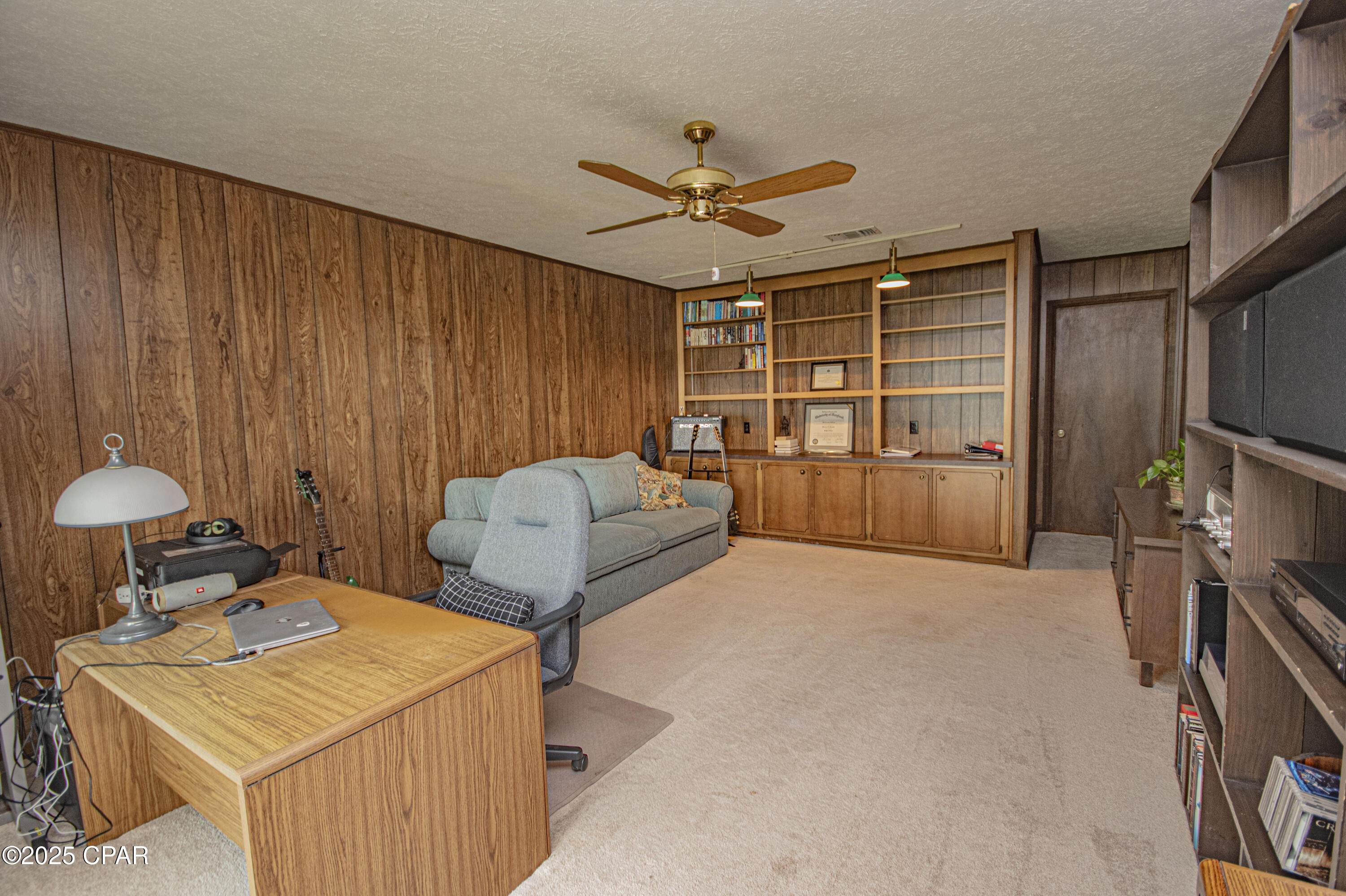 Listing photo id 55 for 808 Plantation Drive