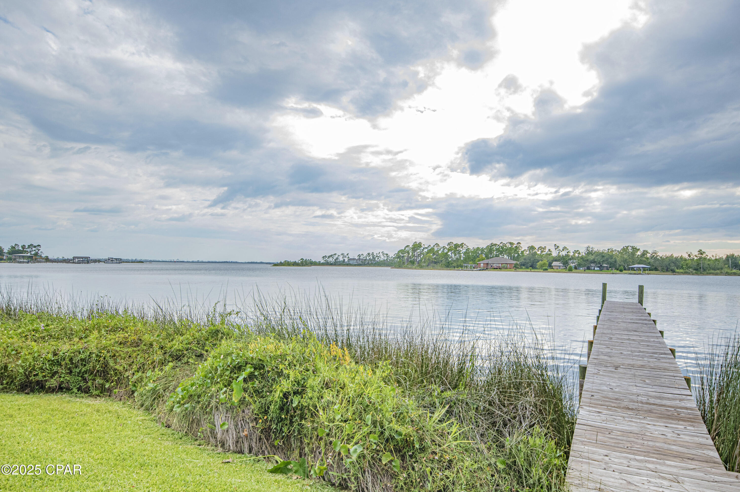 Listing photo id 68 for 808 Plantation Drive