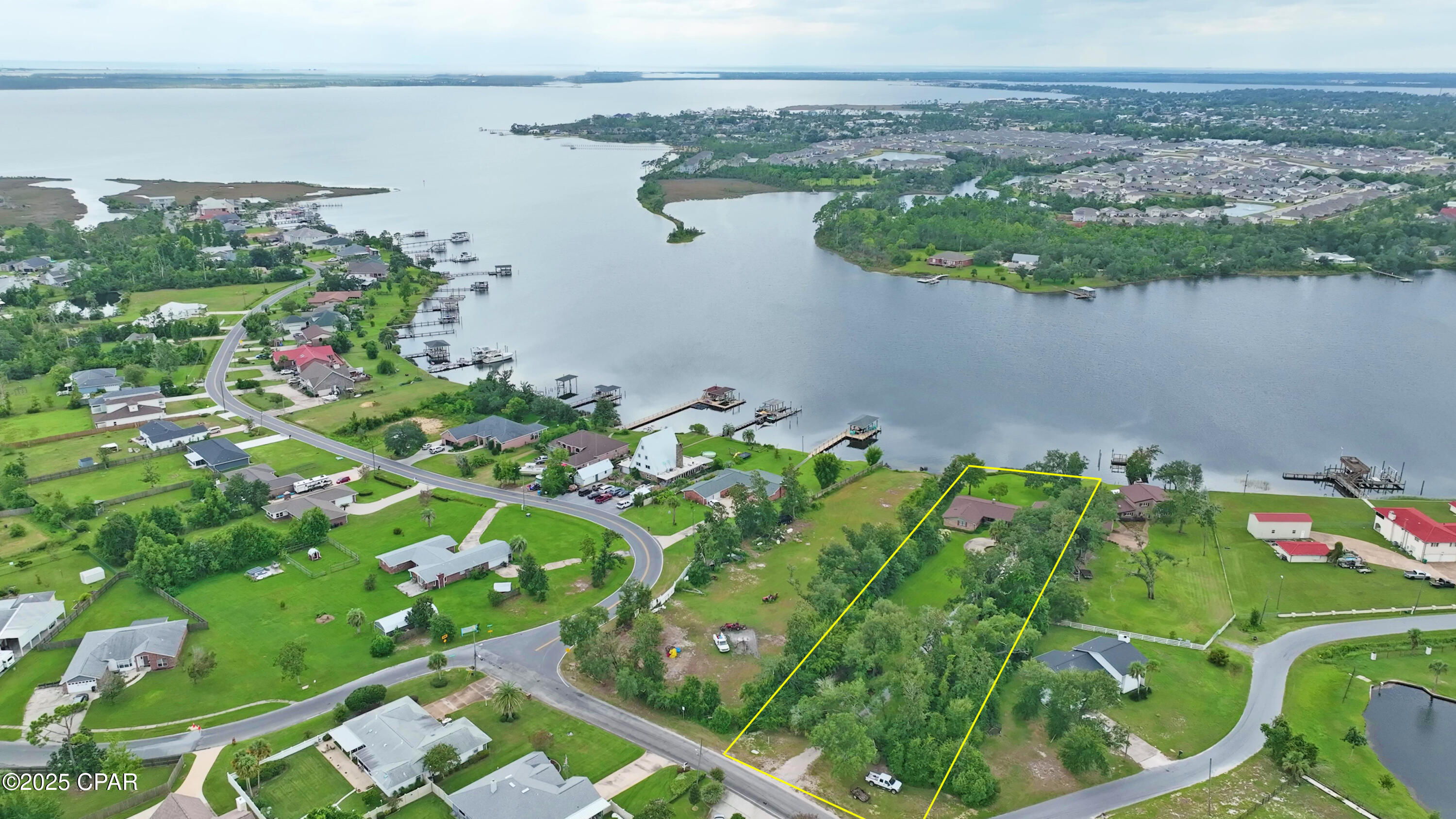 Listing photo id 85 for 808 Plantation Drive