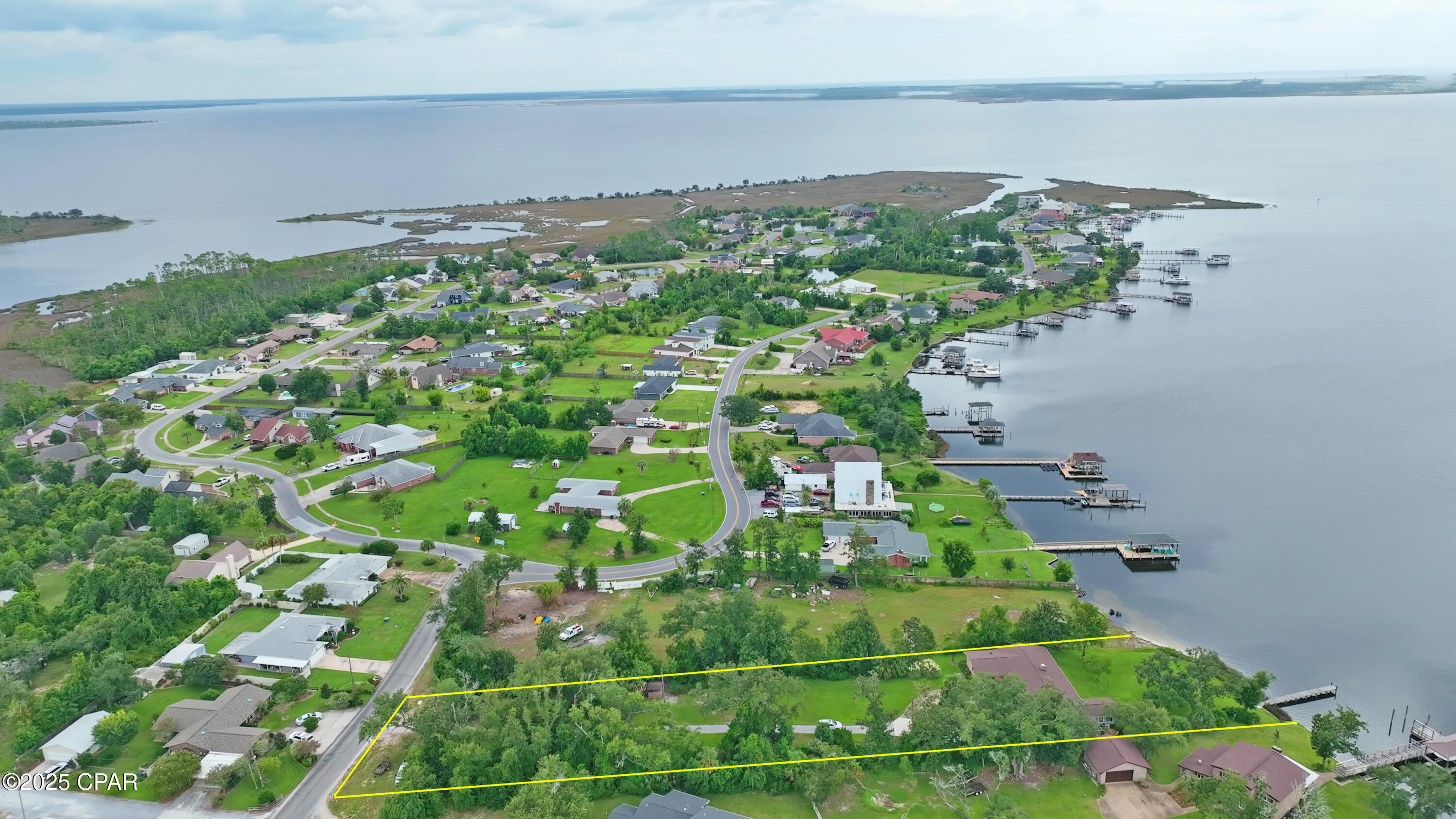 Listing photo id 86 for 808 Plantation Drive