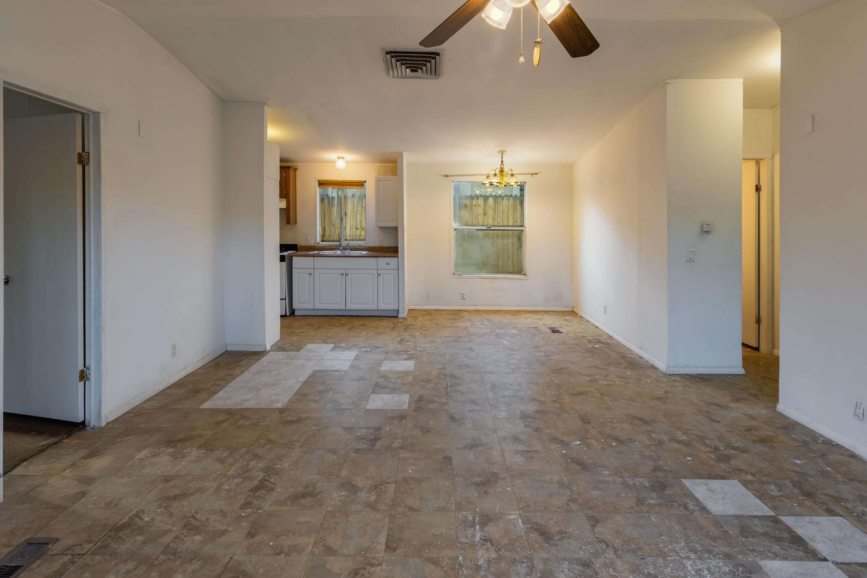 Homes for sale in Albuquerque, NM | 209 Westcourt Pl Nw, Albuquerque, NM 87105 | MLS# 1091310