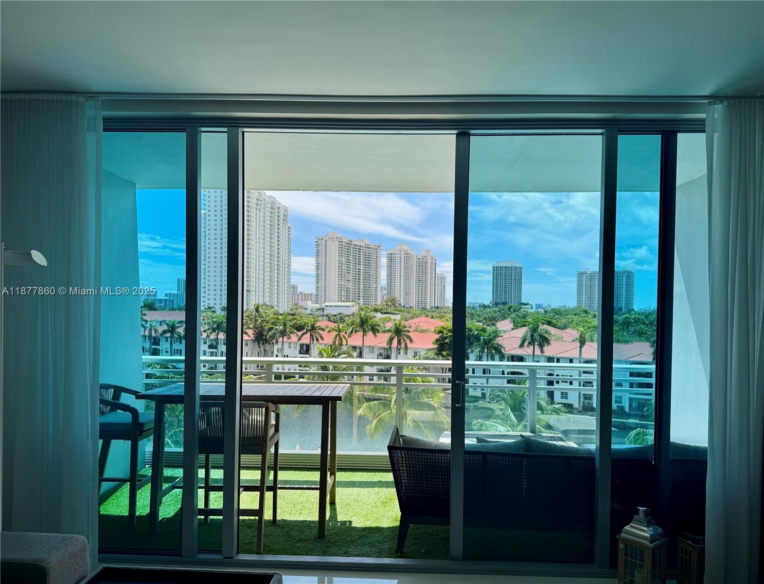 Apartamento para Alugar em Aventura, FL