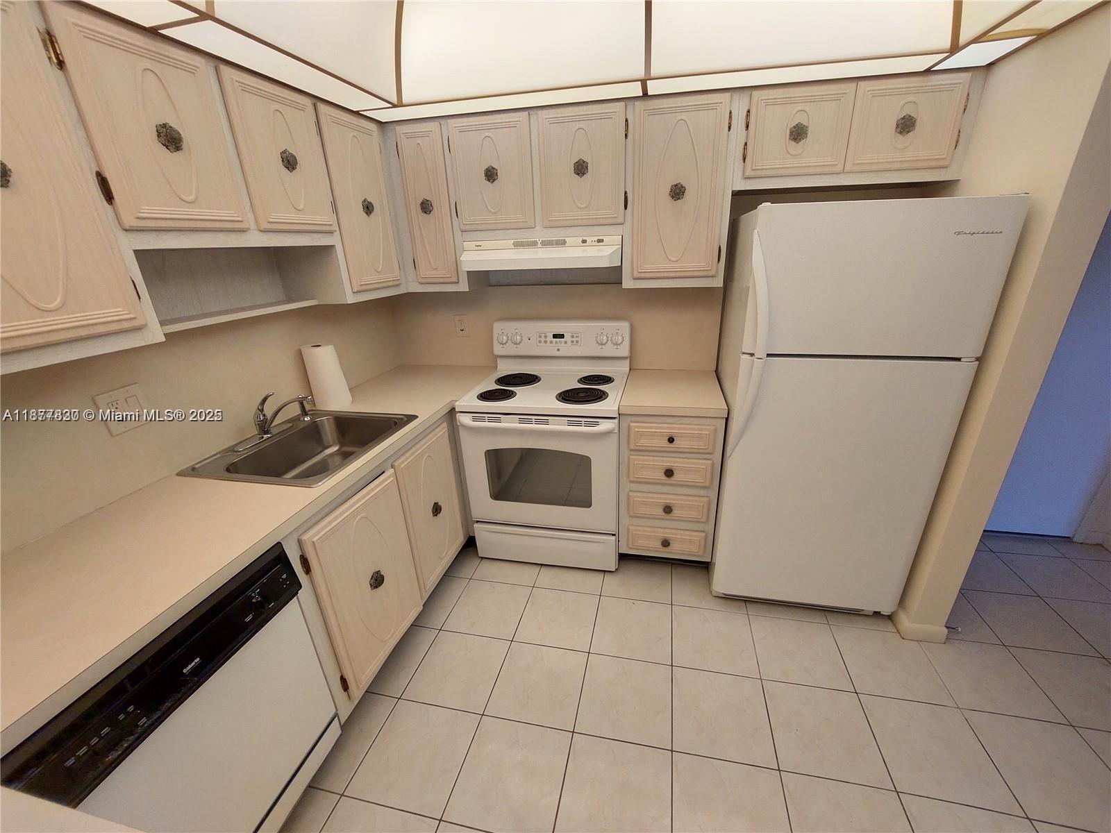 Barcelona Condo North Bld