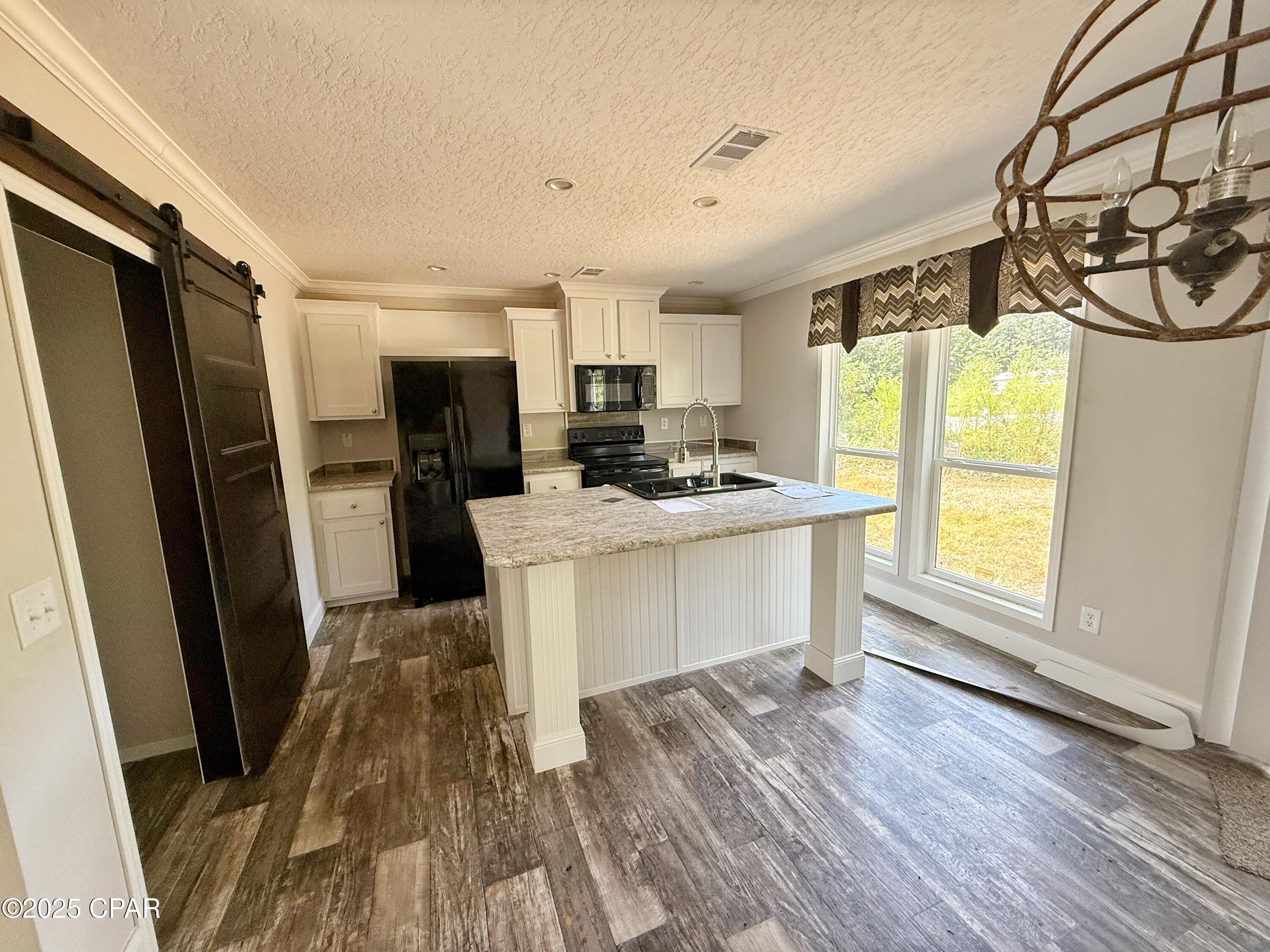 Image 9 For 1818 Kaham Lane