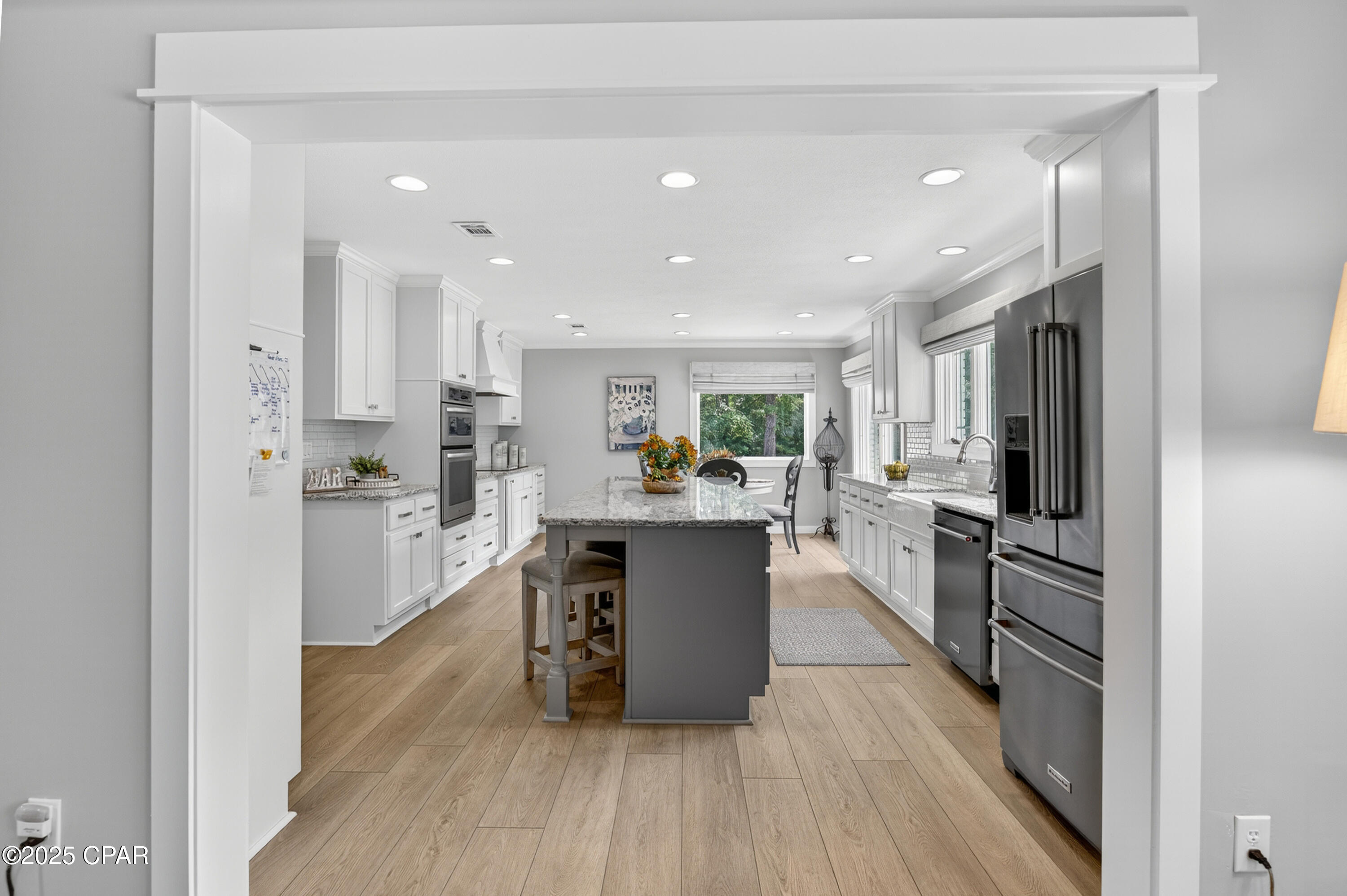 Listing photo id 13 for 1955 Highway 181