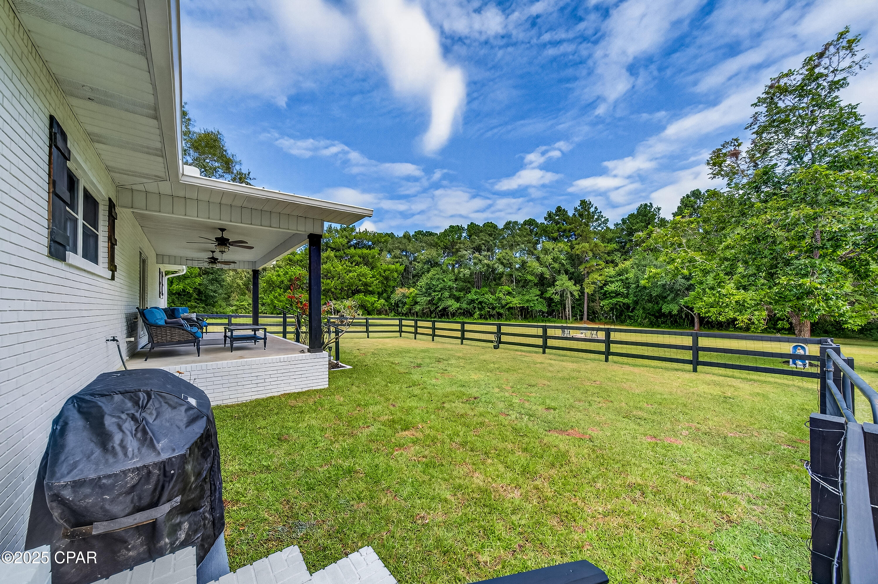 Listing photo id 36 for 1955 Highway 181