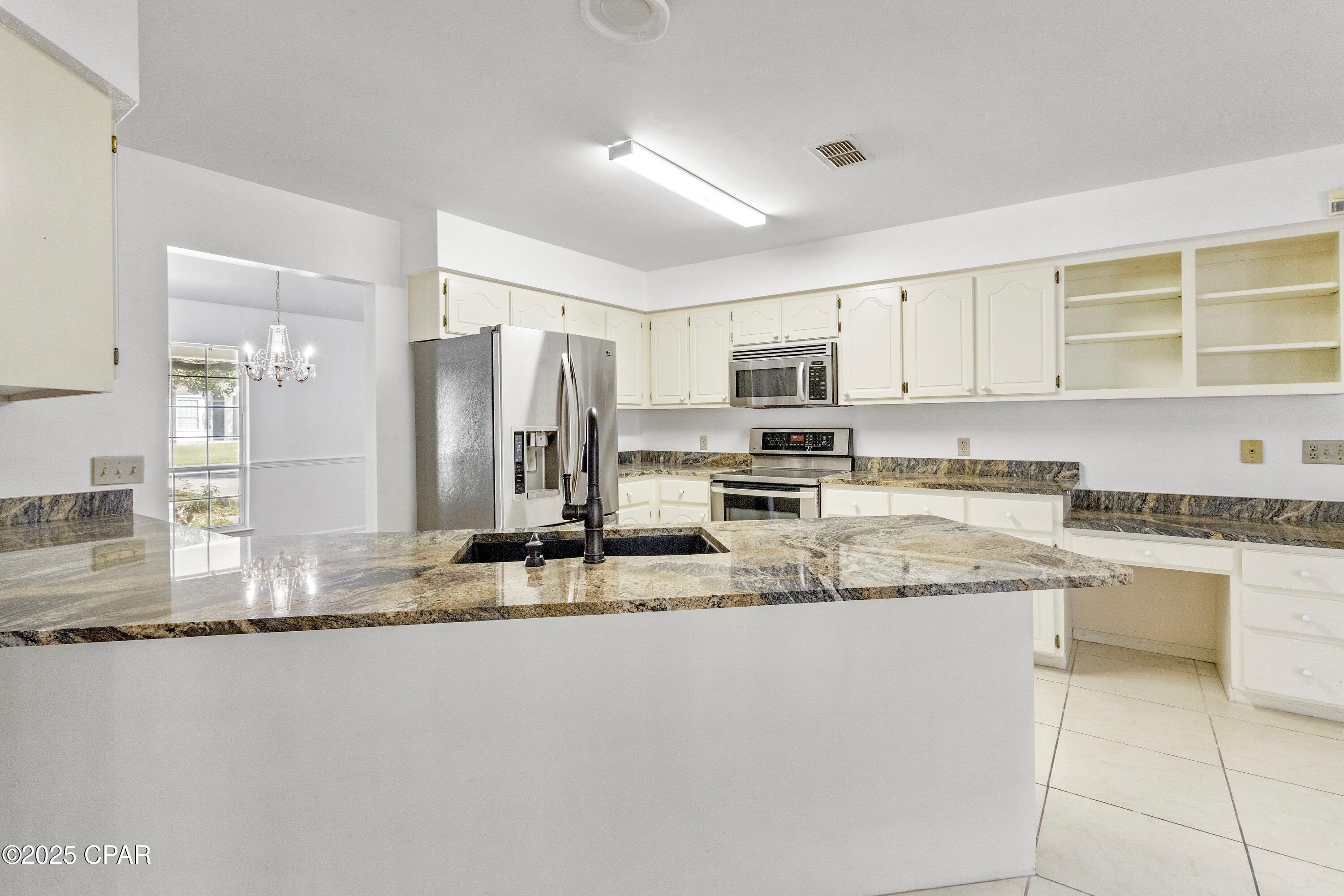 Image 6 For 333 Moonlight Bay Drive