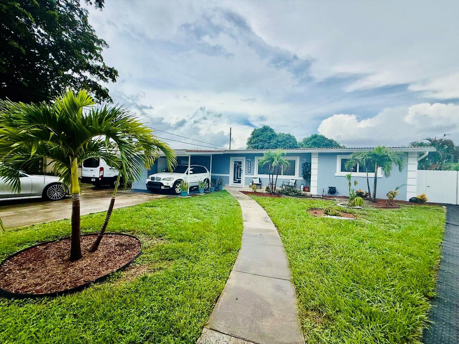 352 Greenbrier Drive Lake Worth Beach FL 33461 | R11123591