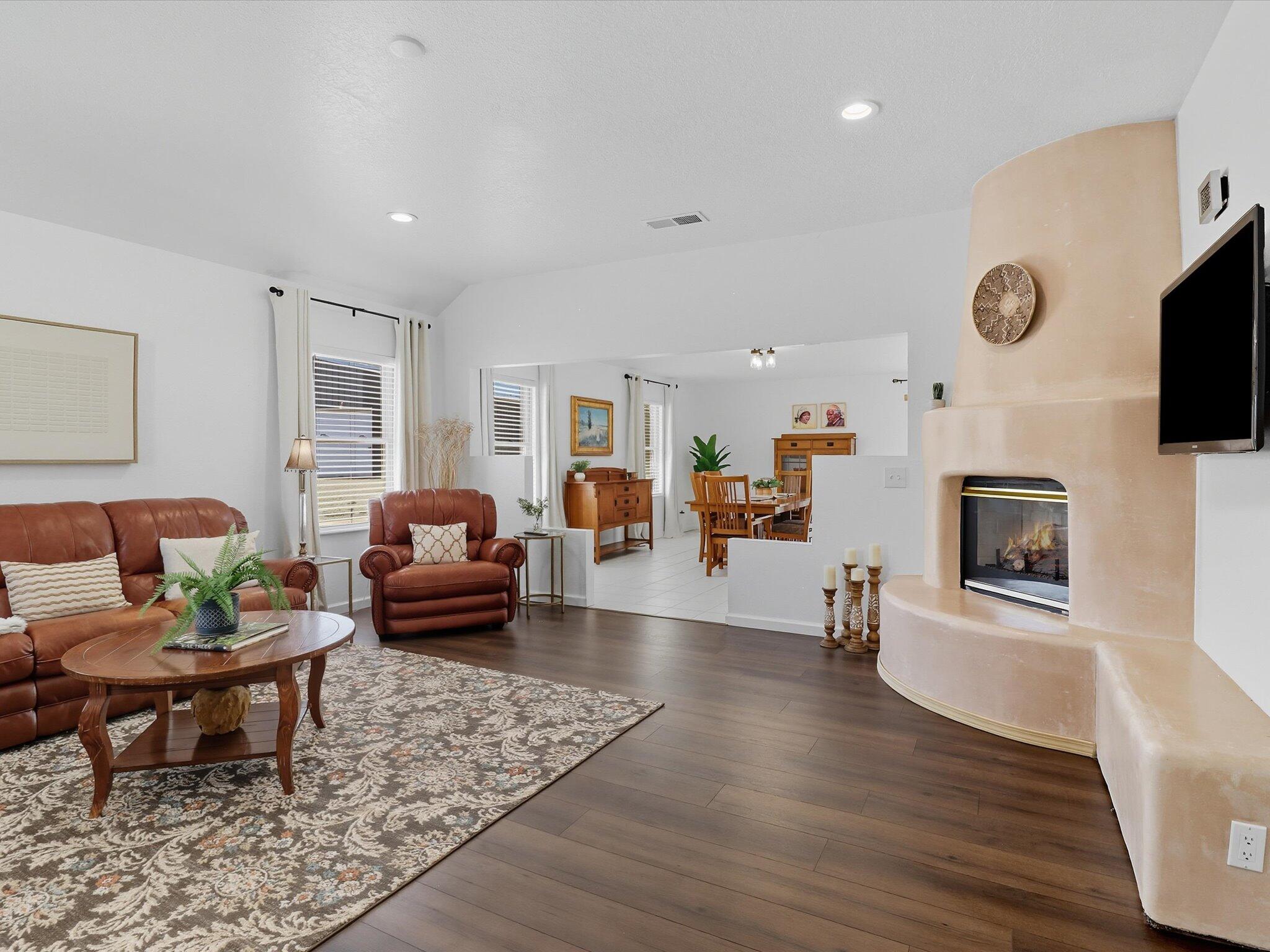 Homes for sale in Santa Fe, NM | 5 J R Dr, Santa Fe, NM 87506 | MLS# 1091342