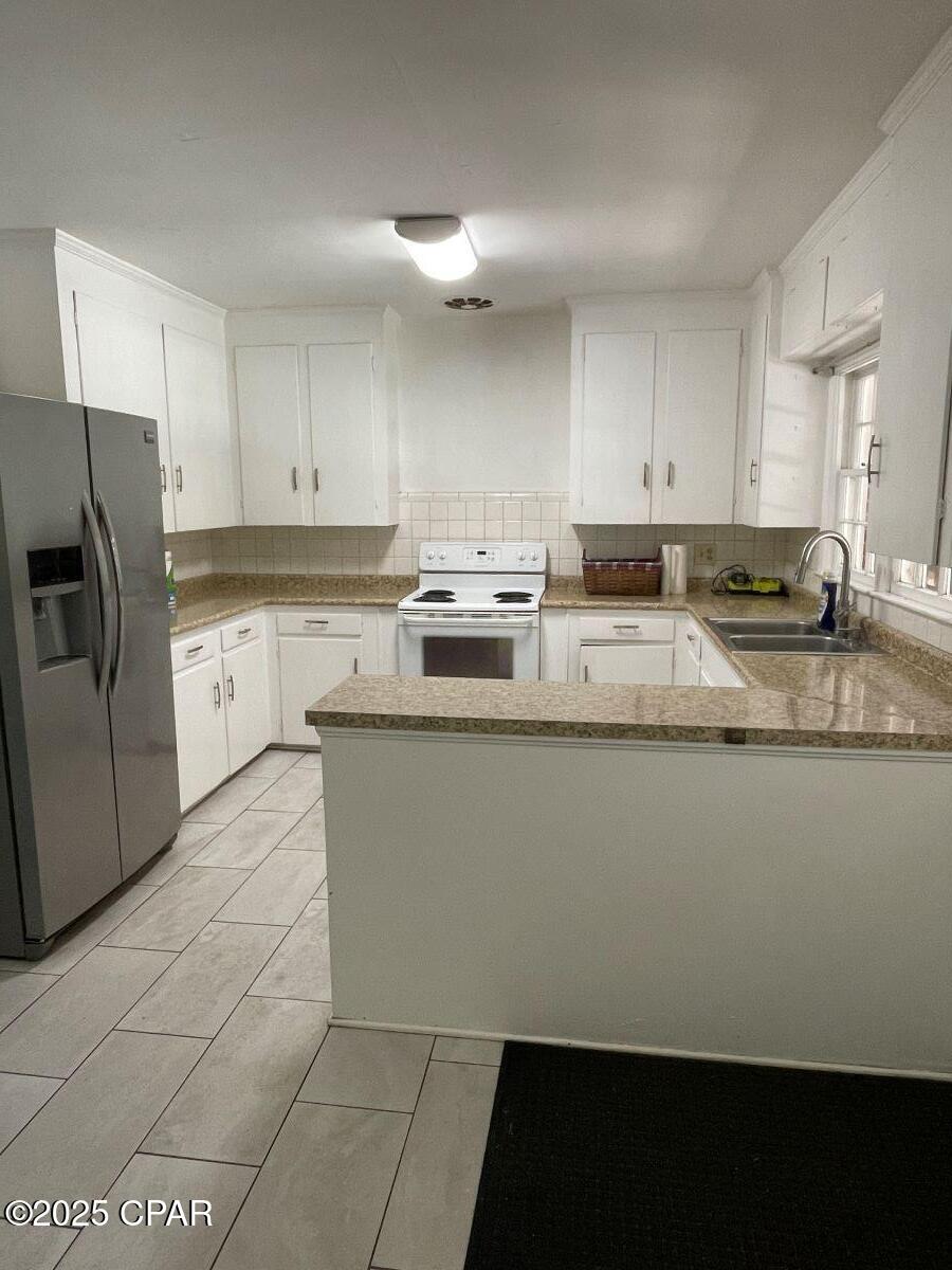 Image 25 For 111 Main Street