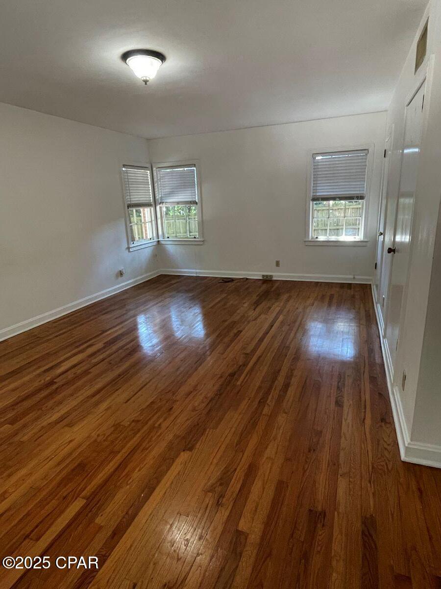 Image 34 For 111 Main Street