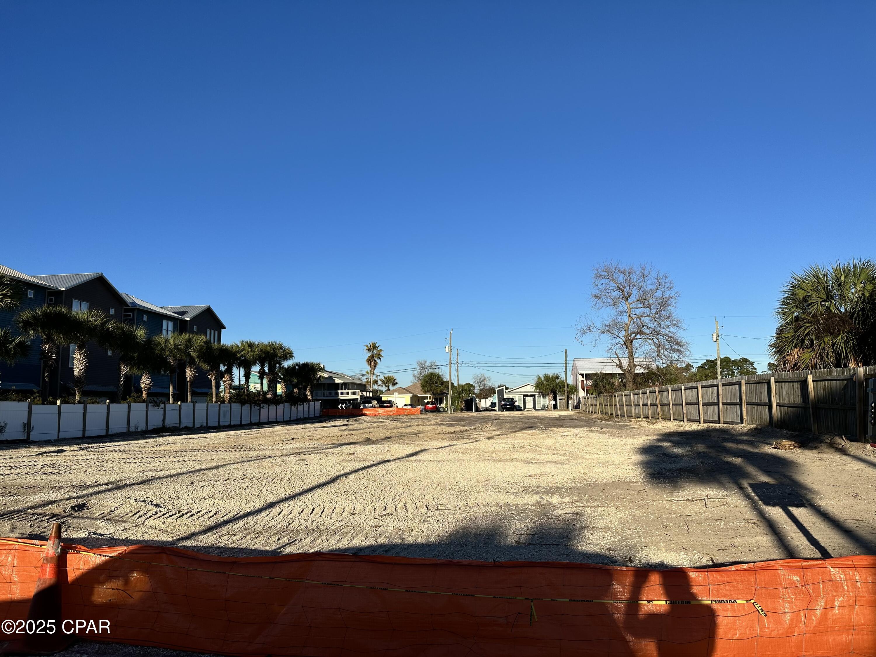 Image 7 For 6205 Beach Drive